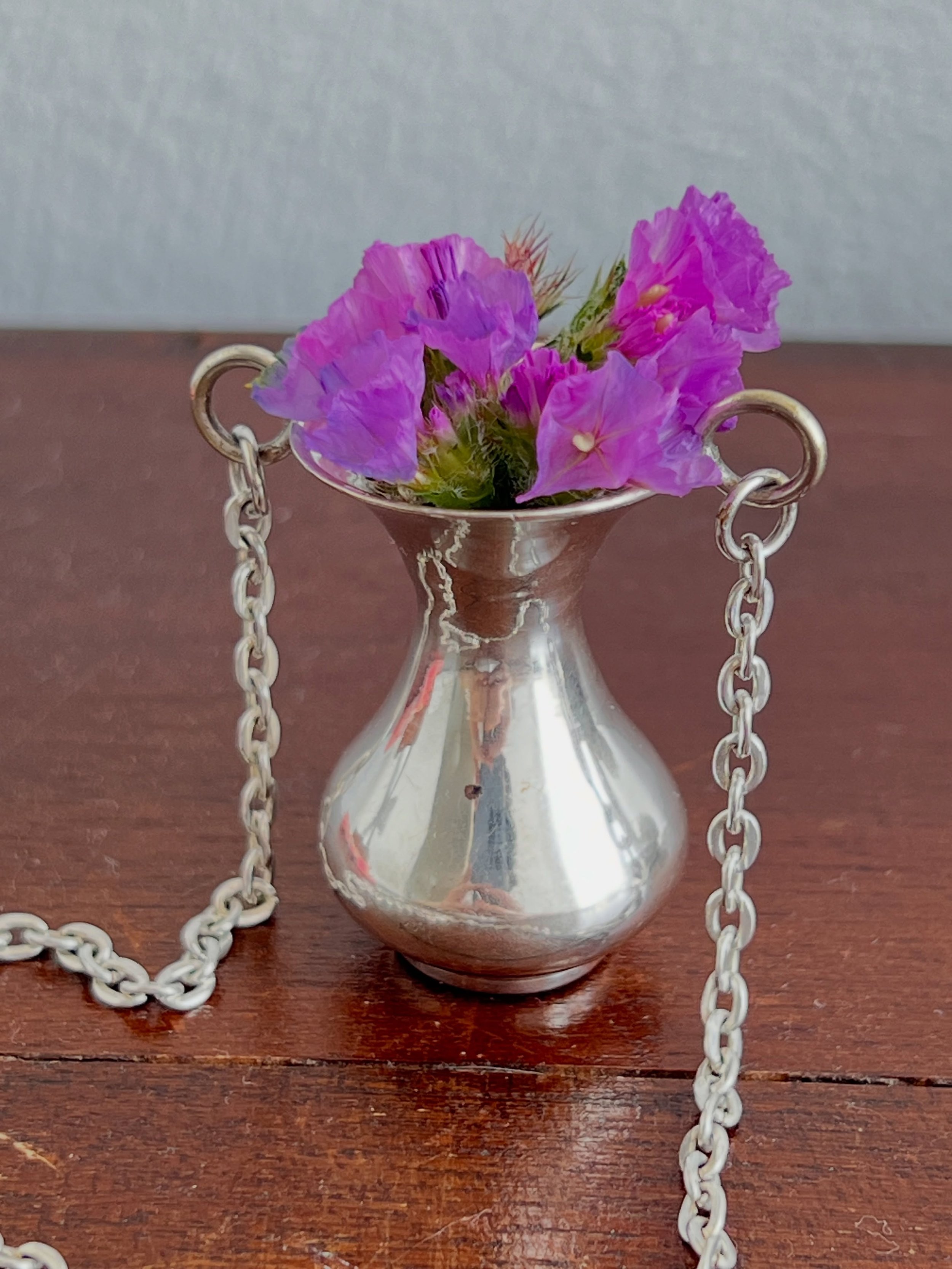 I don&rsquo;t necessarily think every vintage piece should be cleaned of its natural patina. Sometimes, the marks of age are exactly what give a piece its character.

But this one felt like it could use a little bubble bath and I&rsquo;m very happy w
