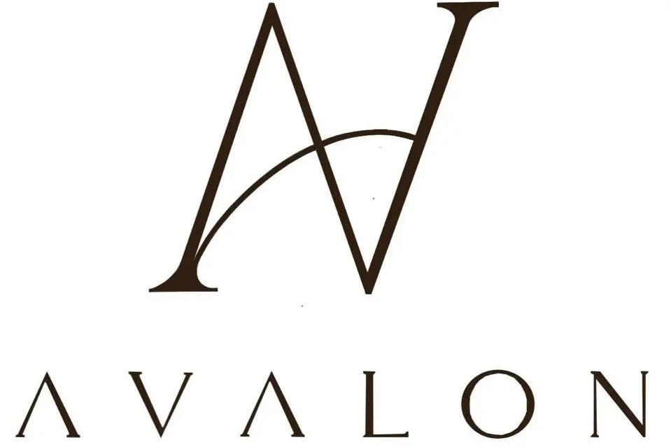 AVALON 