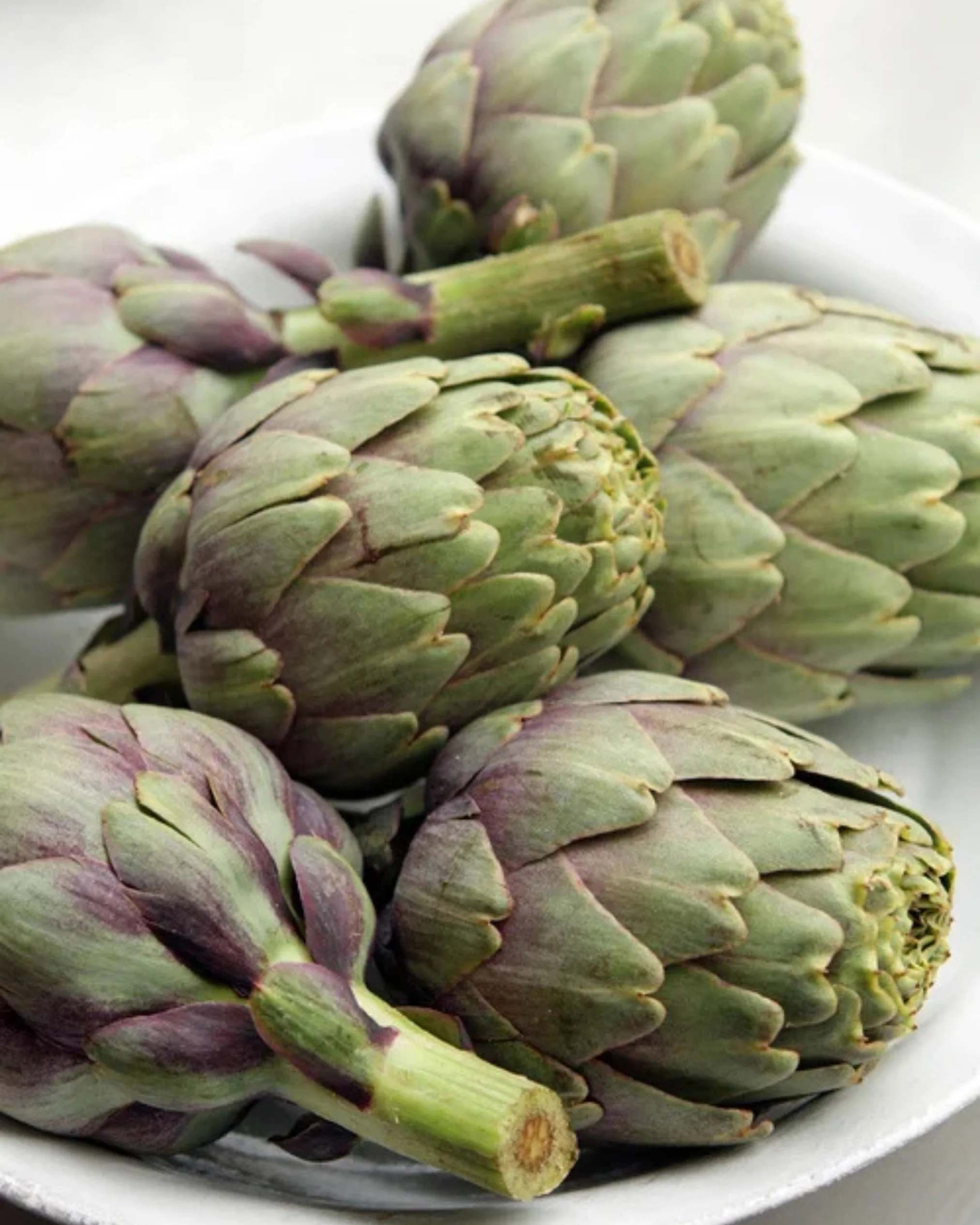 Seasonal eating is one of the simplest ways to support your health.

Artichokes are at their peak in spring and early summer and are packed with fibre, antioxidants and compounds that support digestion and liver health.

Nature has a remarkable way o