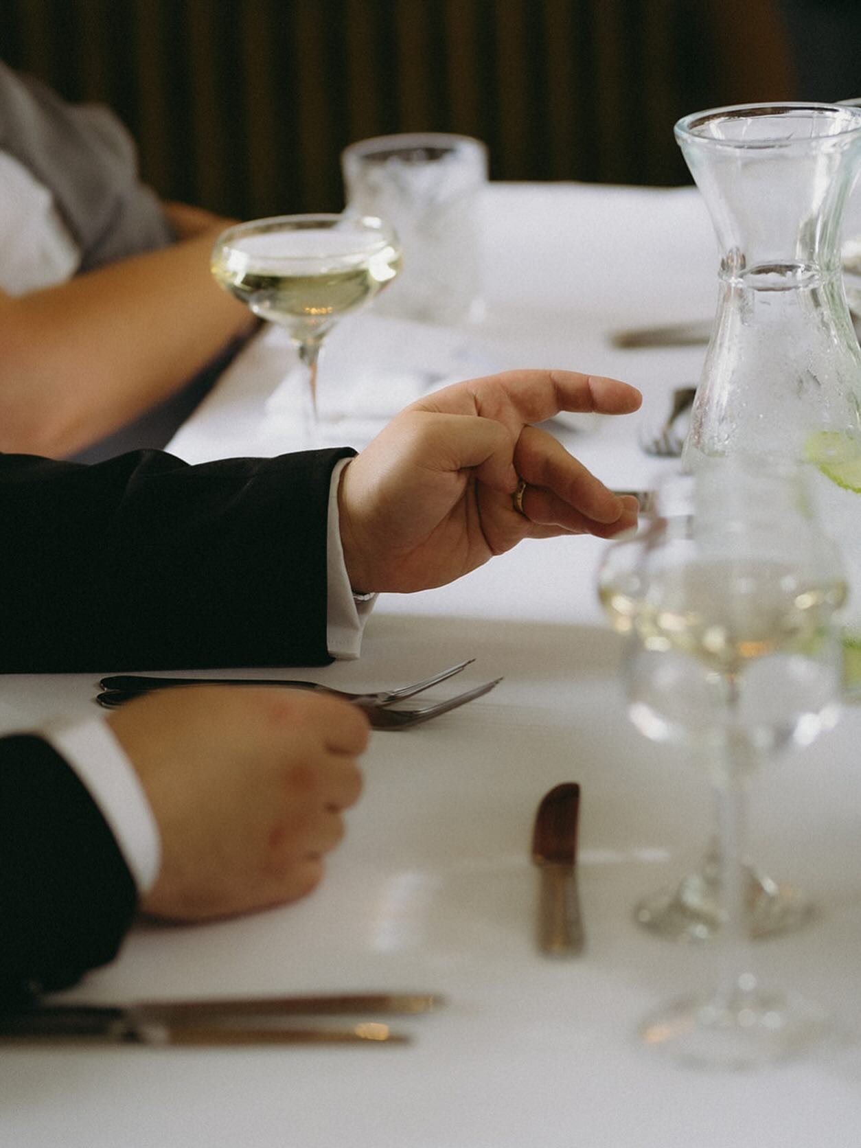 THE ART OF NOTICING 

One thing I&rsquo;m always noticing are my grooms getting used to (probably) the first bit of jewellery they ever wore and ever will wear. It&rsquo;s super sweet.