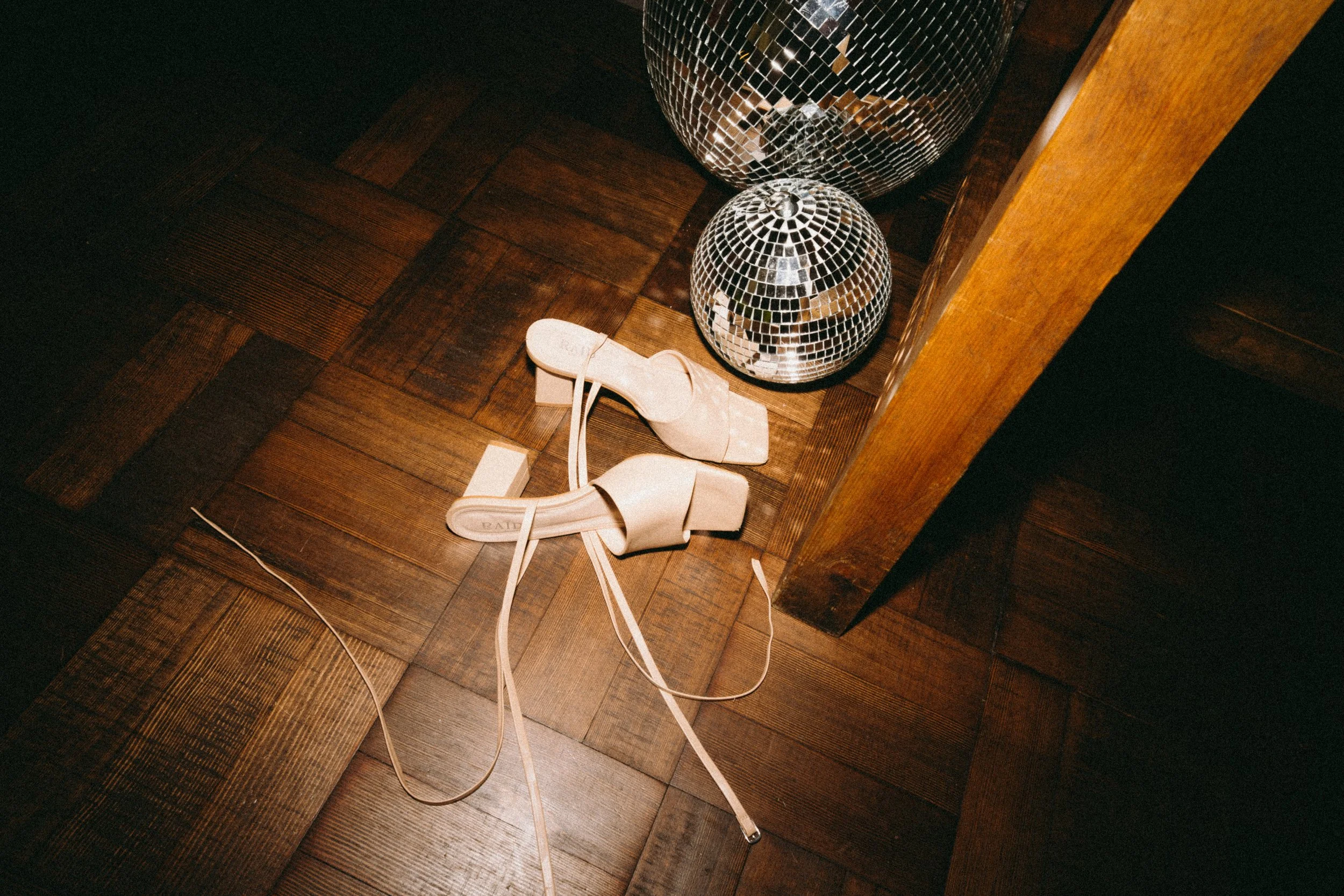 nicolajay_creativeweddingphotos-100198.jpg