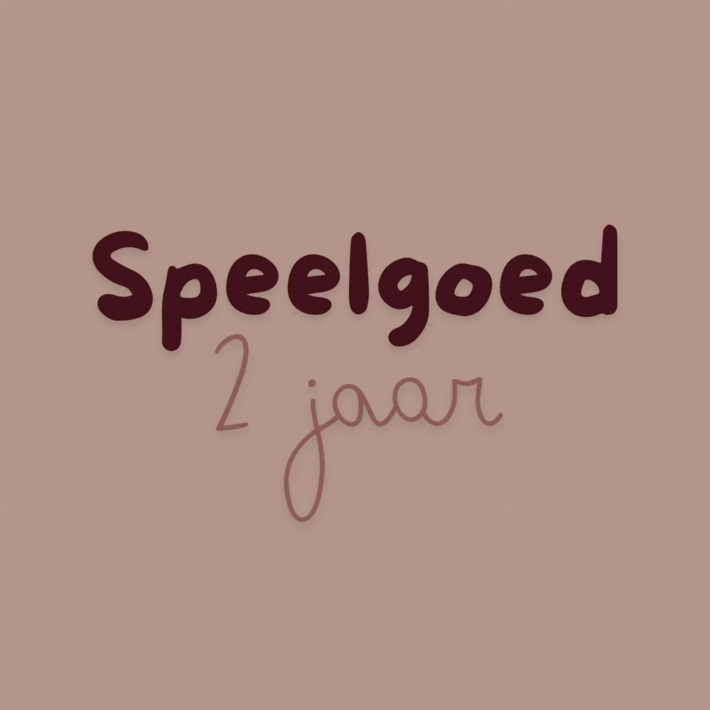Speelgoed tips 2 jaar

Ik kreeg al de vraag wat ons meneertje voor zn 2e verjaardag had gekregen.
Hierbij wat tips van mij, waar we echt heel blij mee zijn. De ijscokraam heeft hij zelfs al met kerst gehad. Dus al wat langer een dikke hit.

Wat is jo