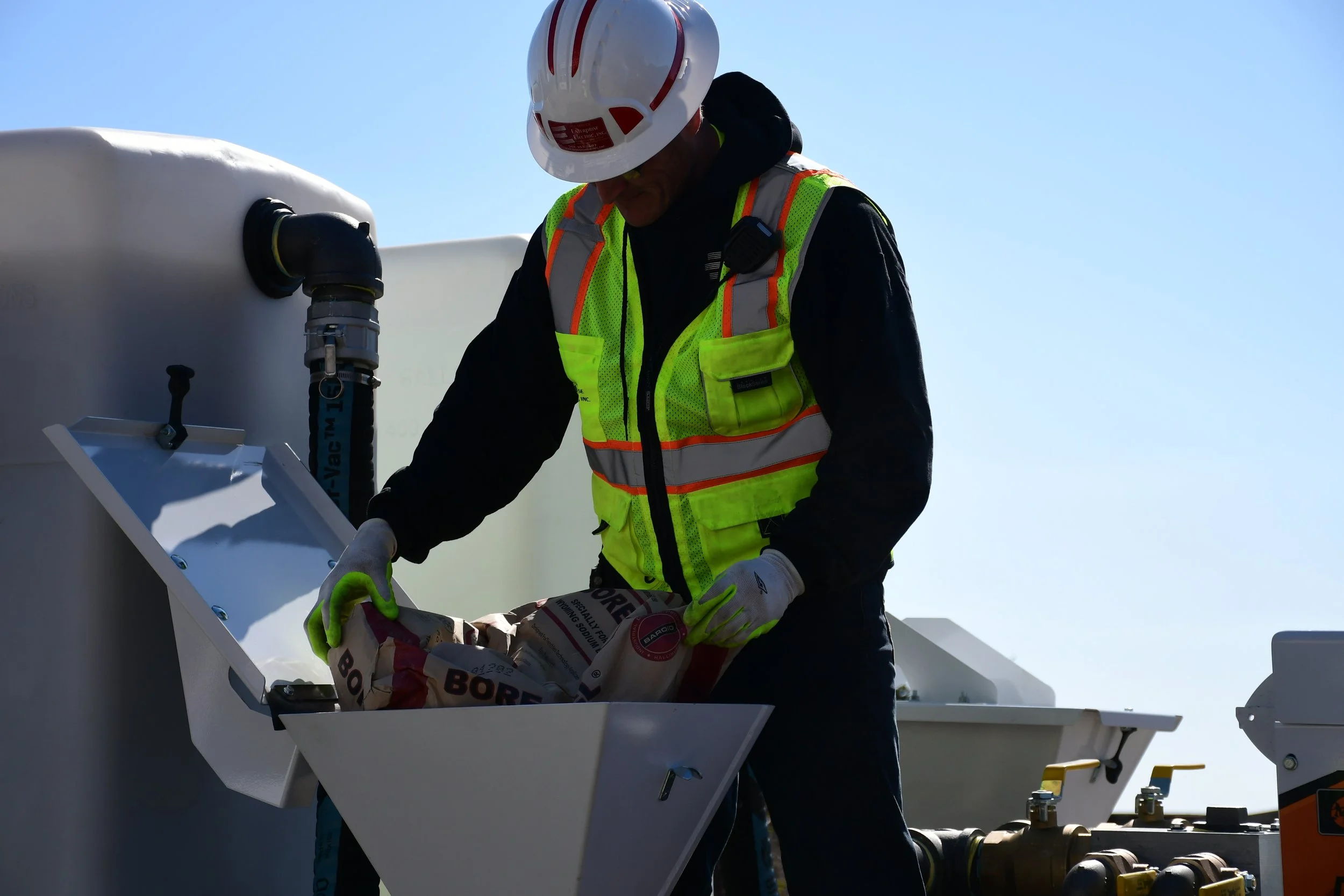 Bore Gel Mixing for Directional Drill Bore