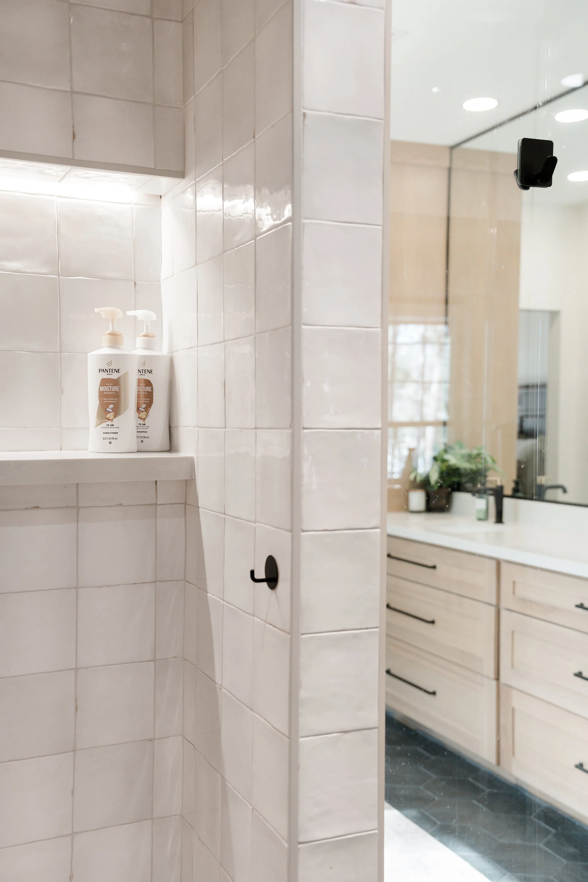 JohnsonBathroom-015.jpg
