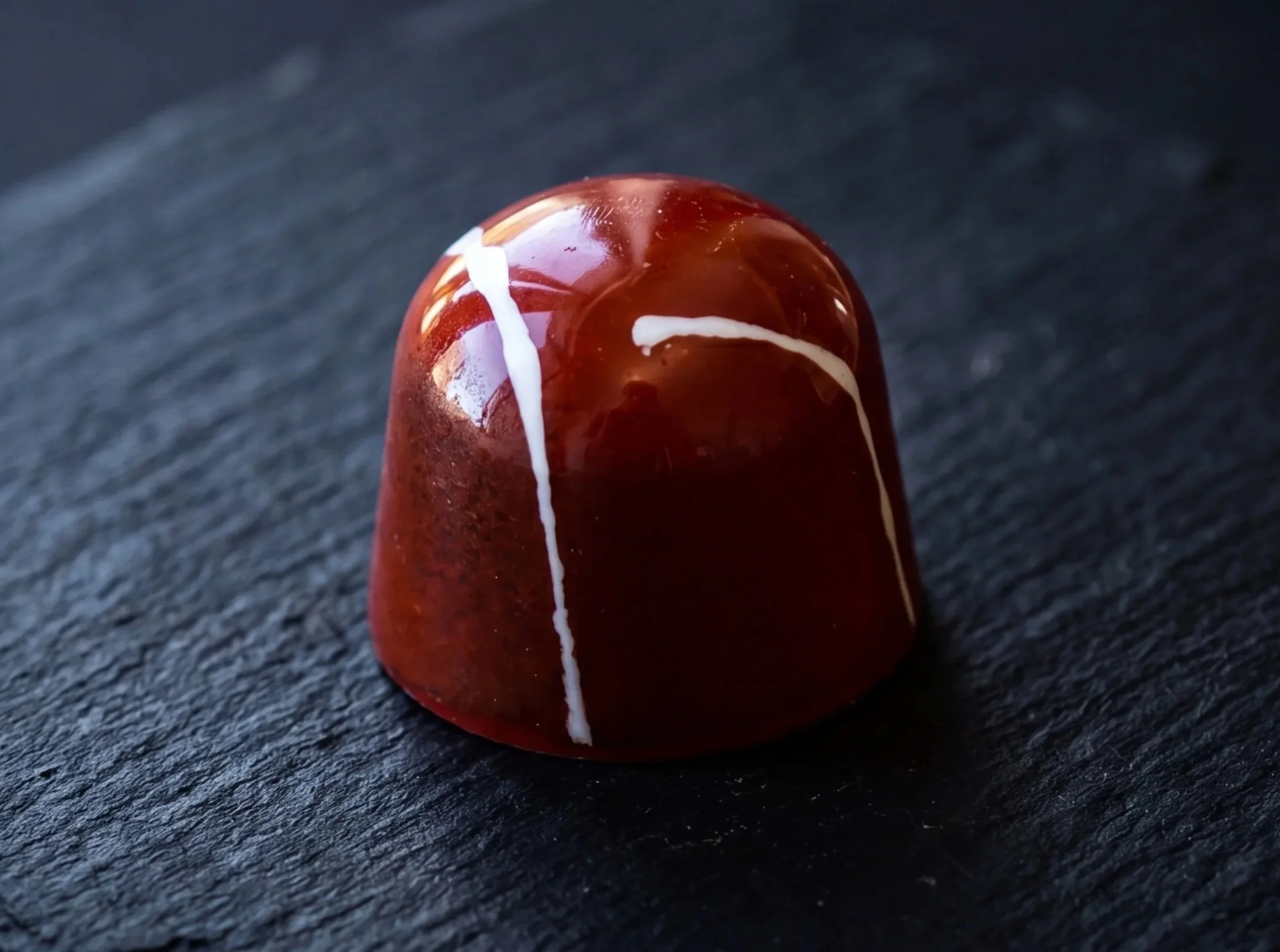 Raspberry+Noir_Single2.jpg