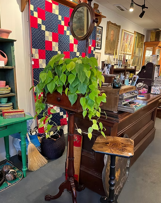 
Late 1800's Shaving Mirror Stand:
Walnut. Would be great in an entranceway or bathroom.
($295)
