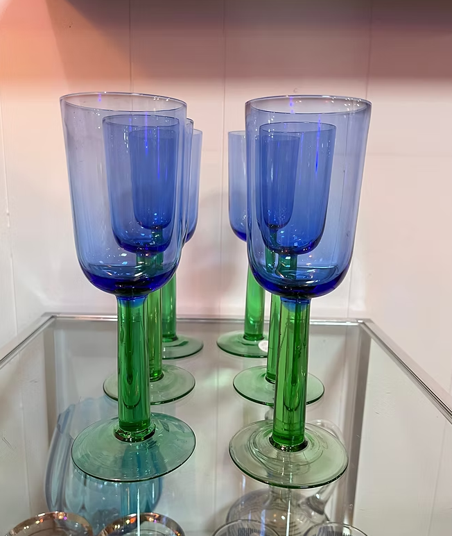 Scandinavian Champagne Flutes:
(SOLD)