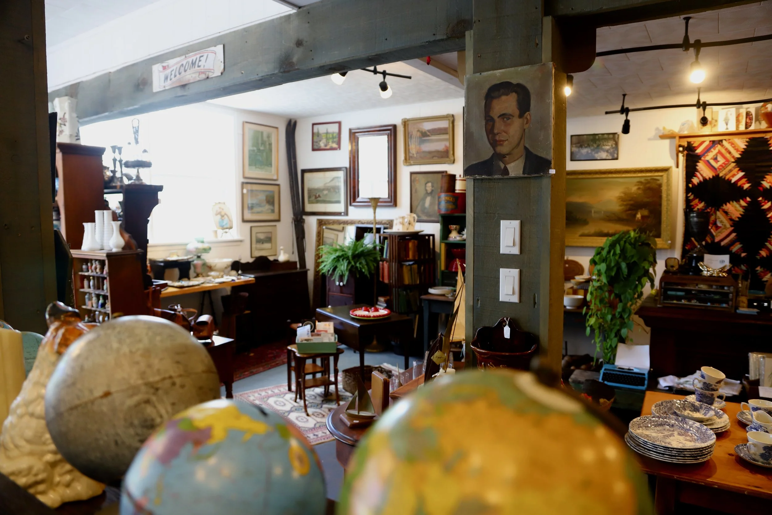 A panoramic of an antique and vintage shop