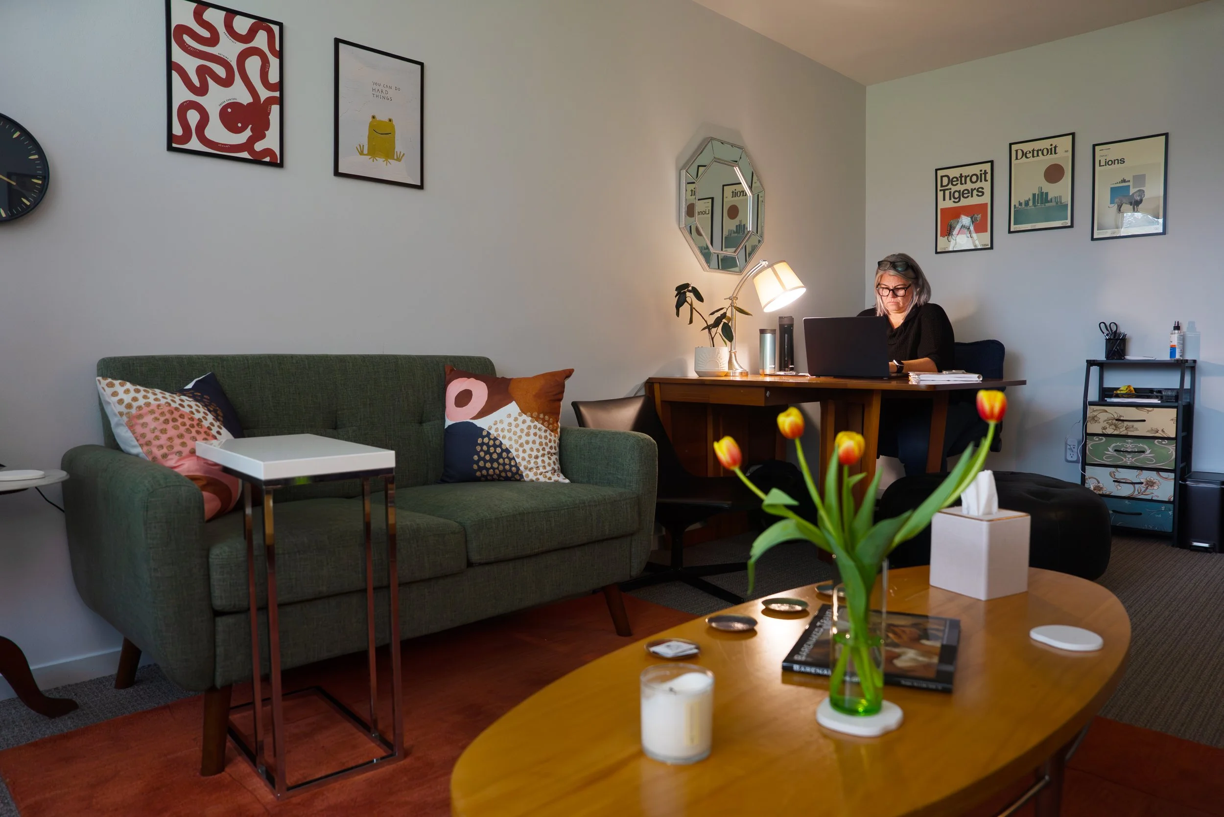 Therapy for overthinking and anxiety in Ann Arbor, Michigan.
