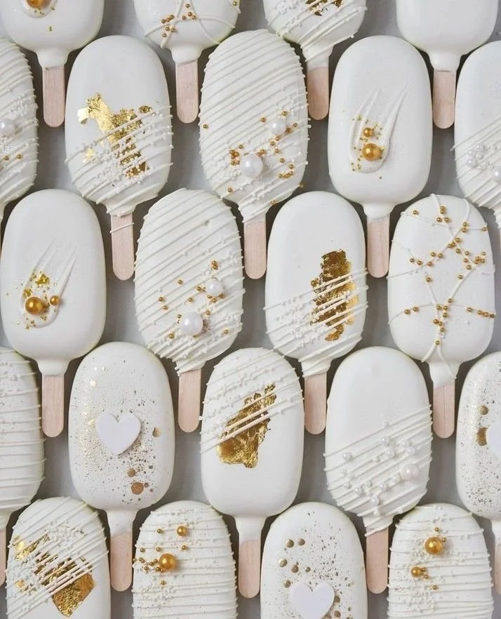 The Sculptural Bar (Popsicle Cake Pops / Cakesicles)