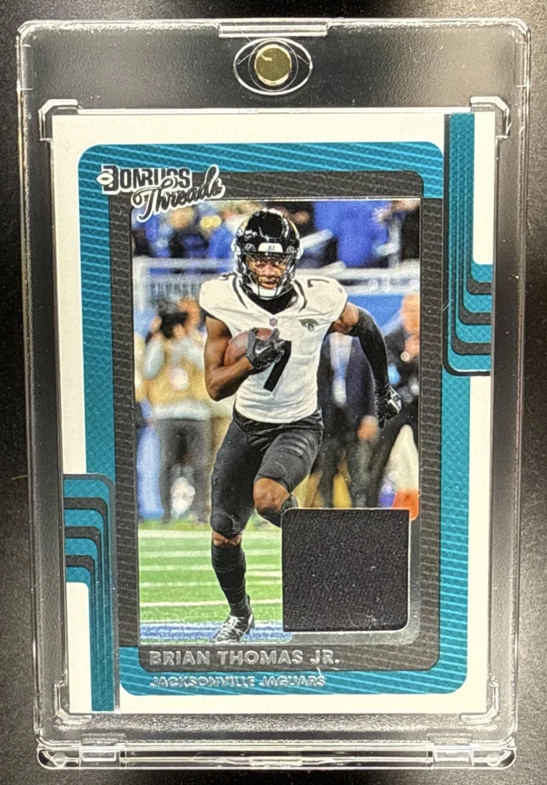 133_2025_PANINI_DONRUSS_BRIAN_THOMAS_JR_DTH_BTJ_THREADS_JAGUARS.jpg