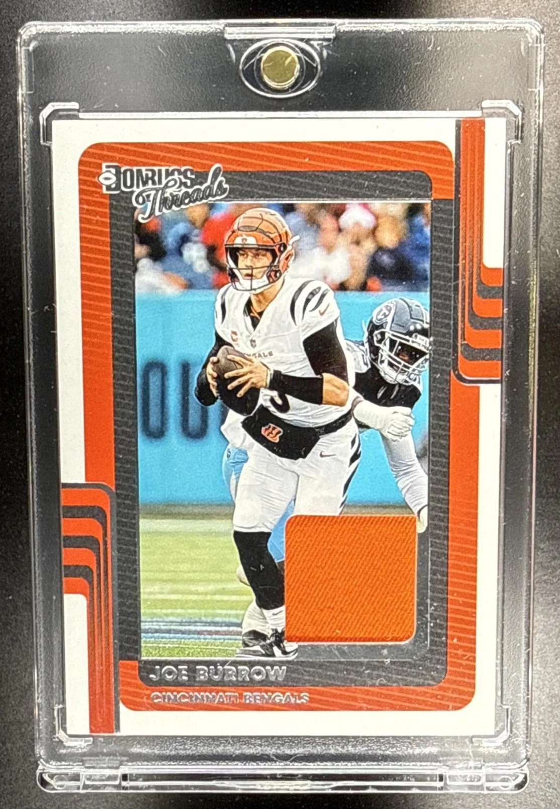 053_2025_PANINI_DONRUSS_JOE_BURROW_DTH_JBW_THREADS_BENGALS.jpg