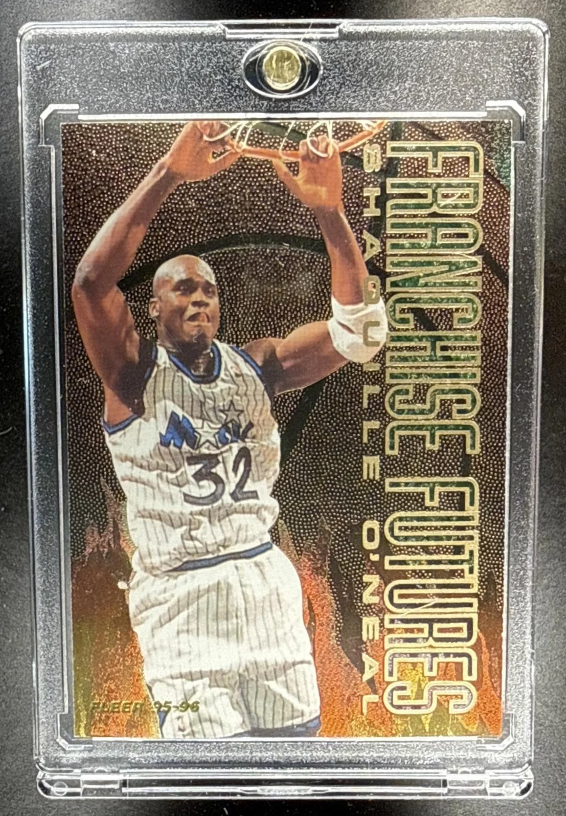 277_1995-96_FLEER_SHAQUILLE_O_NEAL_7_FRANCHISE_FUTURES_MAGIC.jpg