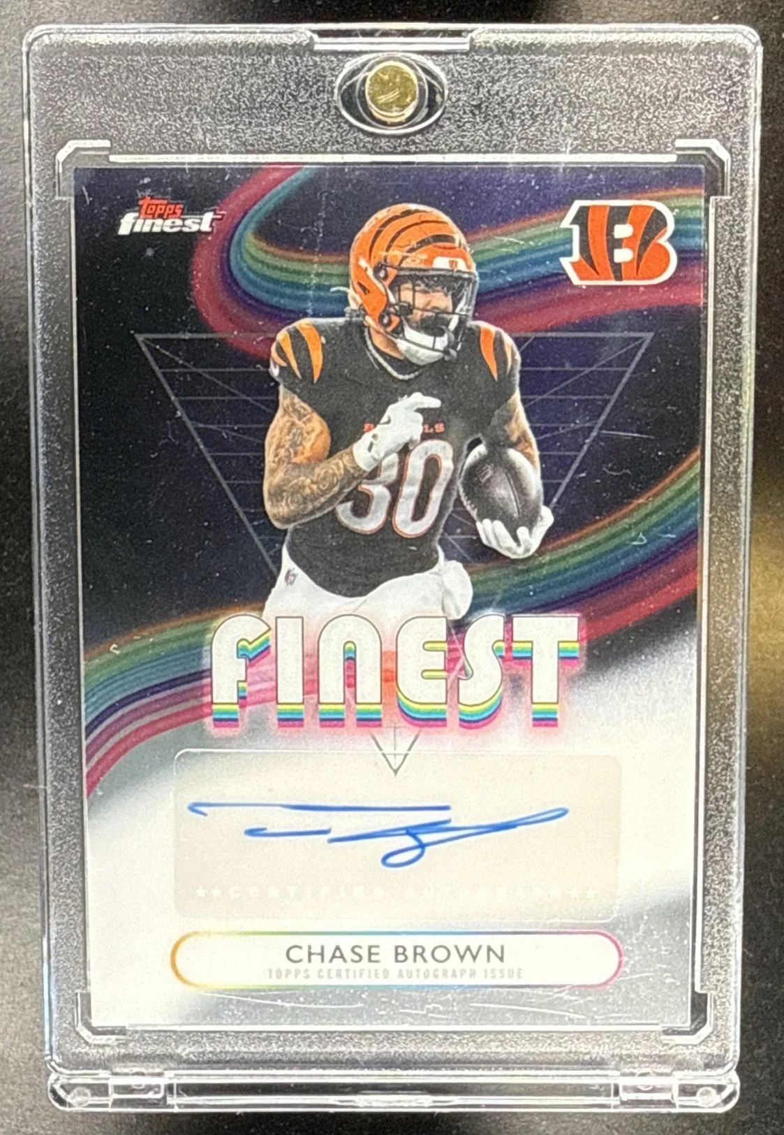 132_2025_TOPPS_FINEST_CHASE_BROWN_FA_CB_AUTO_BENGALS.jpg