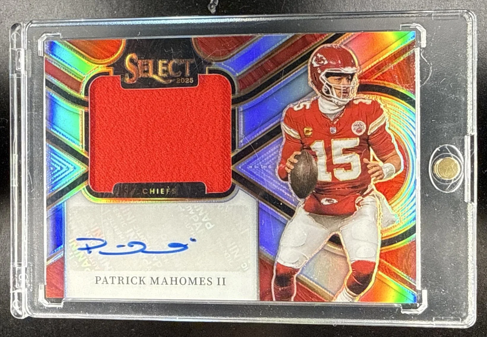 015_2025_PANINI_SELECT_PATRICK_MAHOMES_II_JSW_PMS_SIGNATURE_SWATCH_PRIZM_199_AUTO.jpg