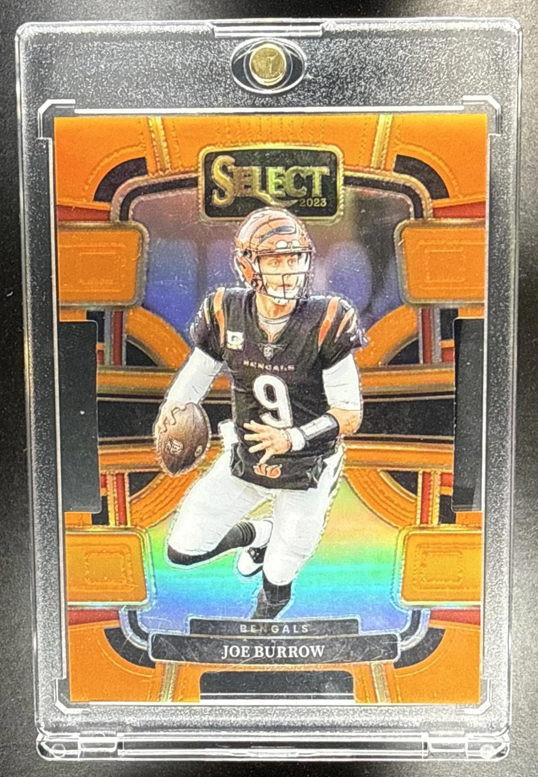 102_2023_PANINI_SELECT_JOE_BURROW_20_ORANGE_PRIZMS_DIE_CUT_399_CONCOURSE_BENGALS.jpg