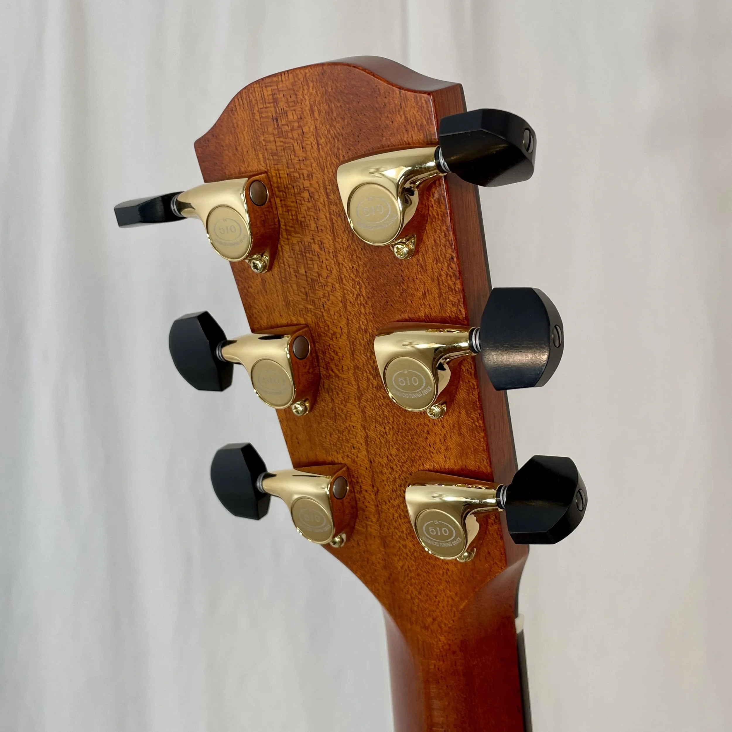 K-YAIRI-GUITARS-NYM9014- AM-headstock2