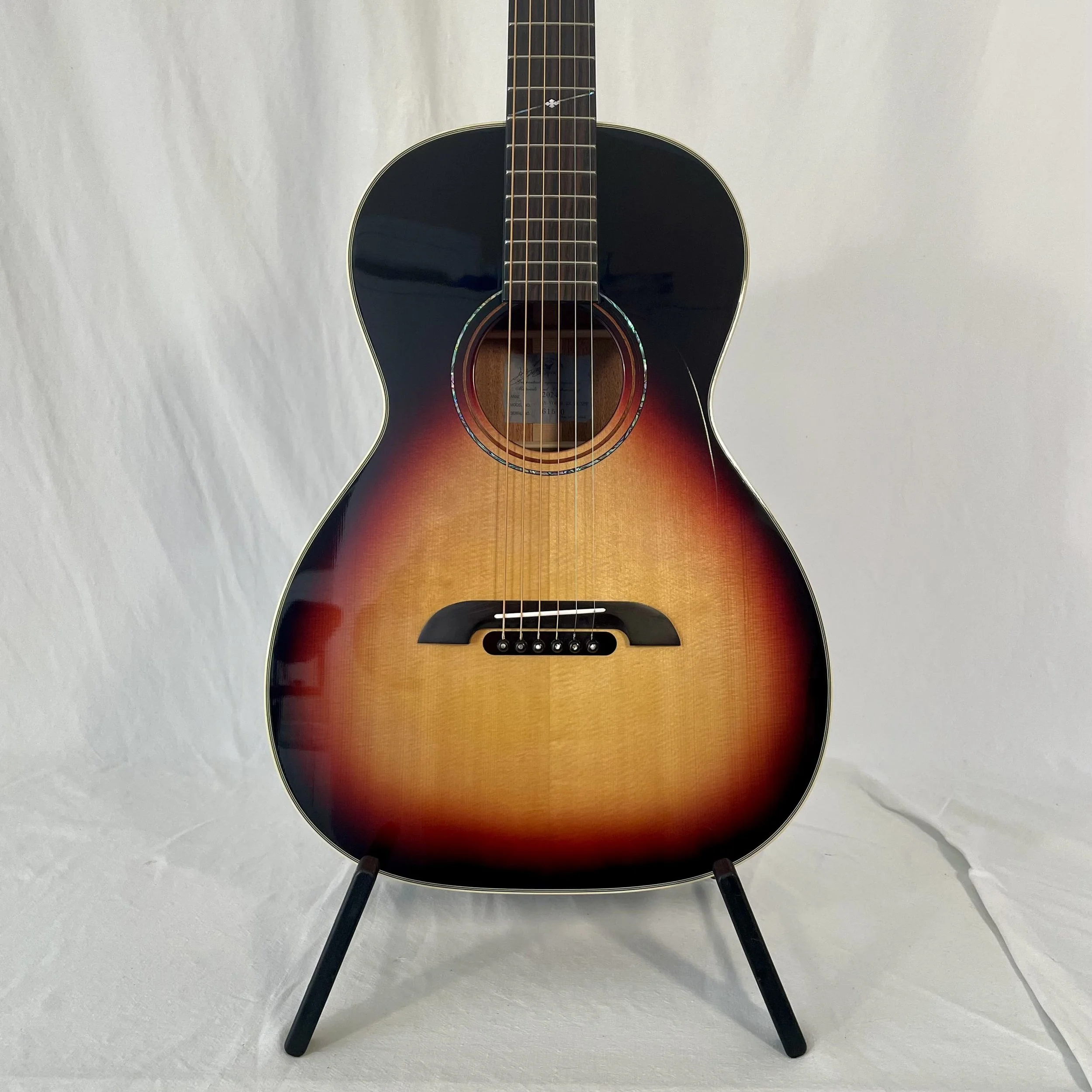 K-YAIRI-GUITARS- NYM90V-SB-full2.jpeg