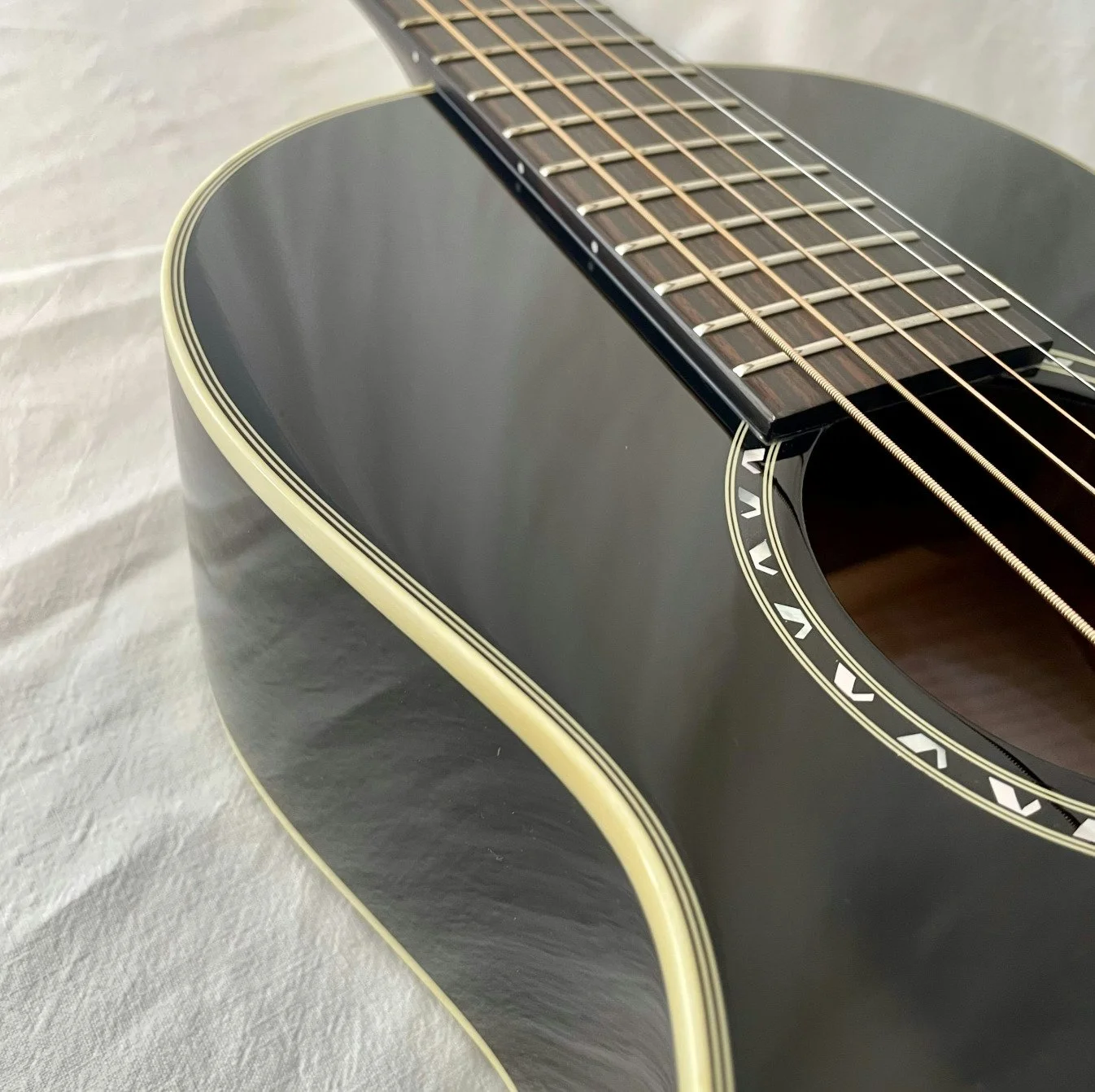K-YAIRI-guitar-RAGM65V-BK MP-dominic-miller-side.jpg