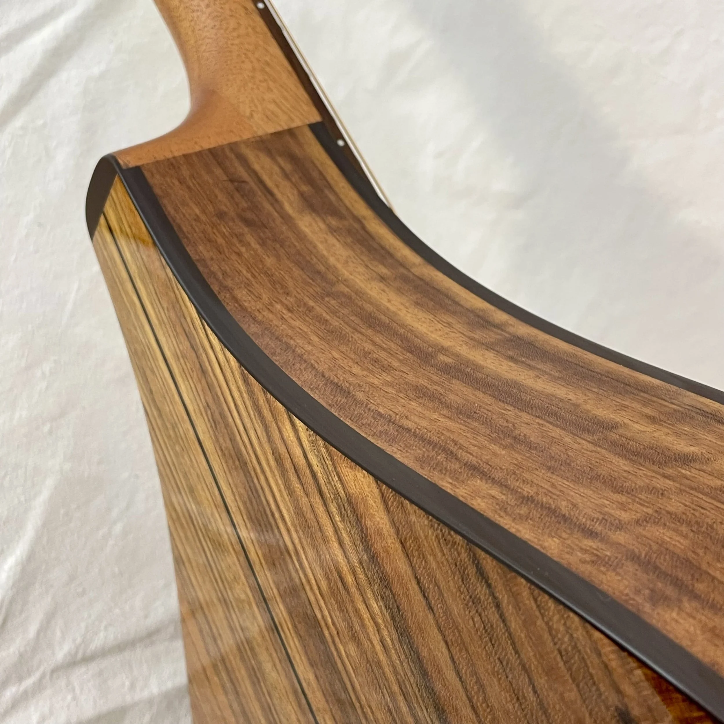 K-YAIRI-GUITAR- BOY-IRISH-BOUZOUKI-back2