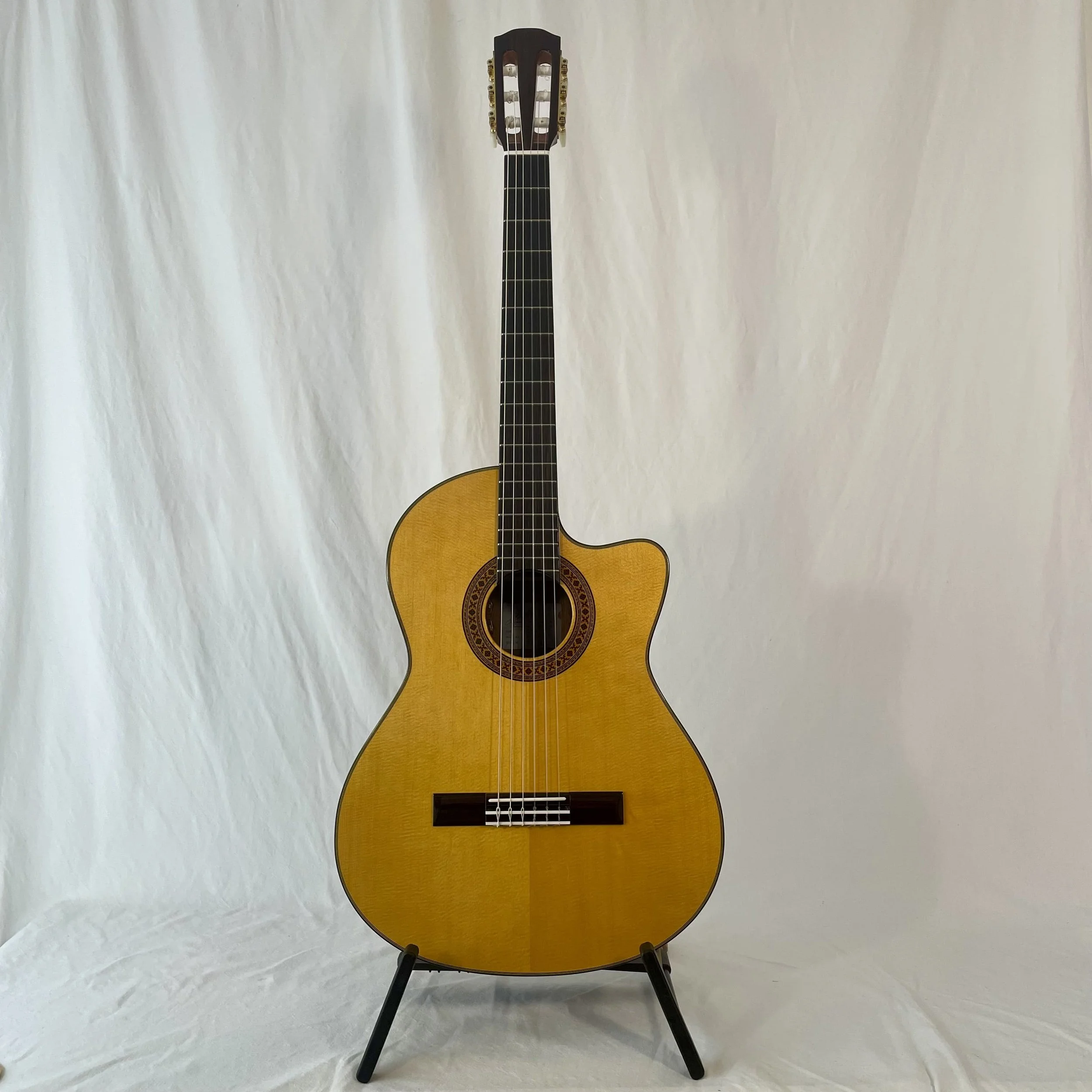 K-YAIRI-GUITAR-CE3D-full