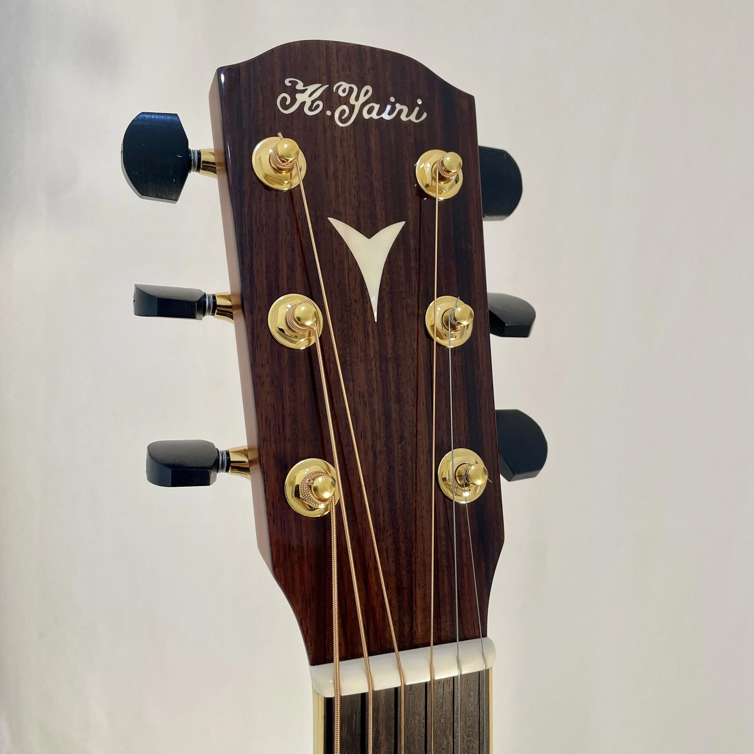 K-YAIRI-GUITAR- FYM94-MH-SP-headstock