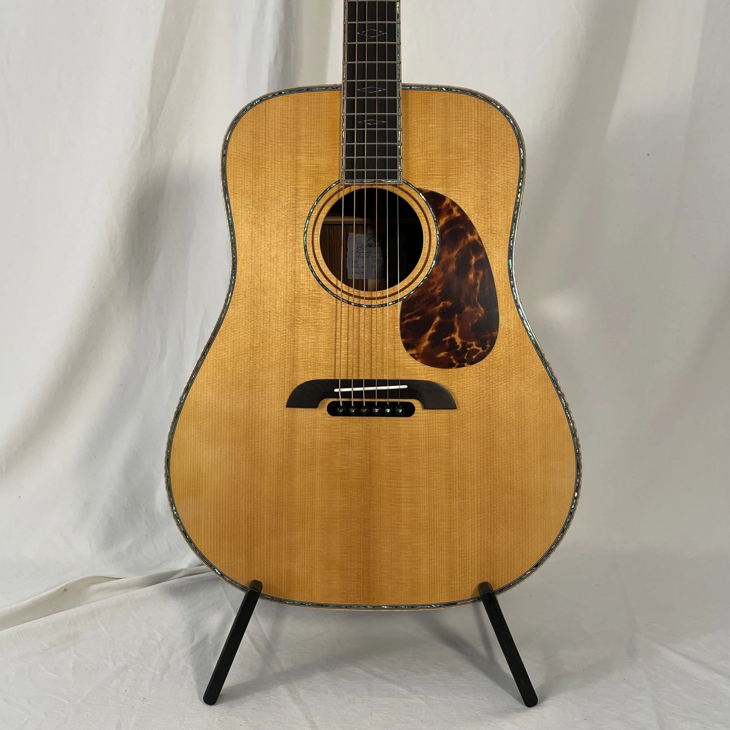 K-YAIRI-GUITAR-DYM500-full2