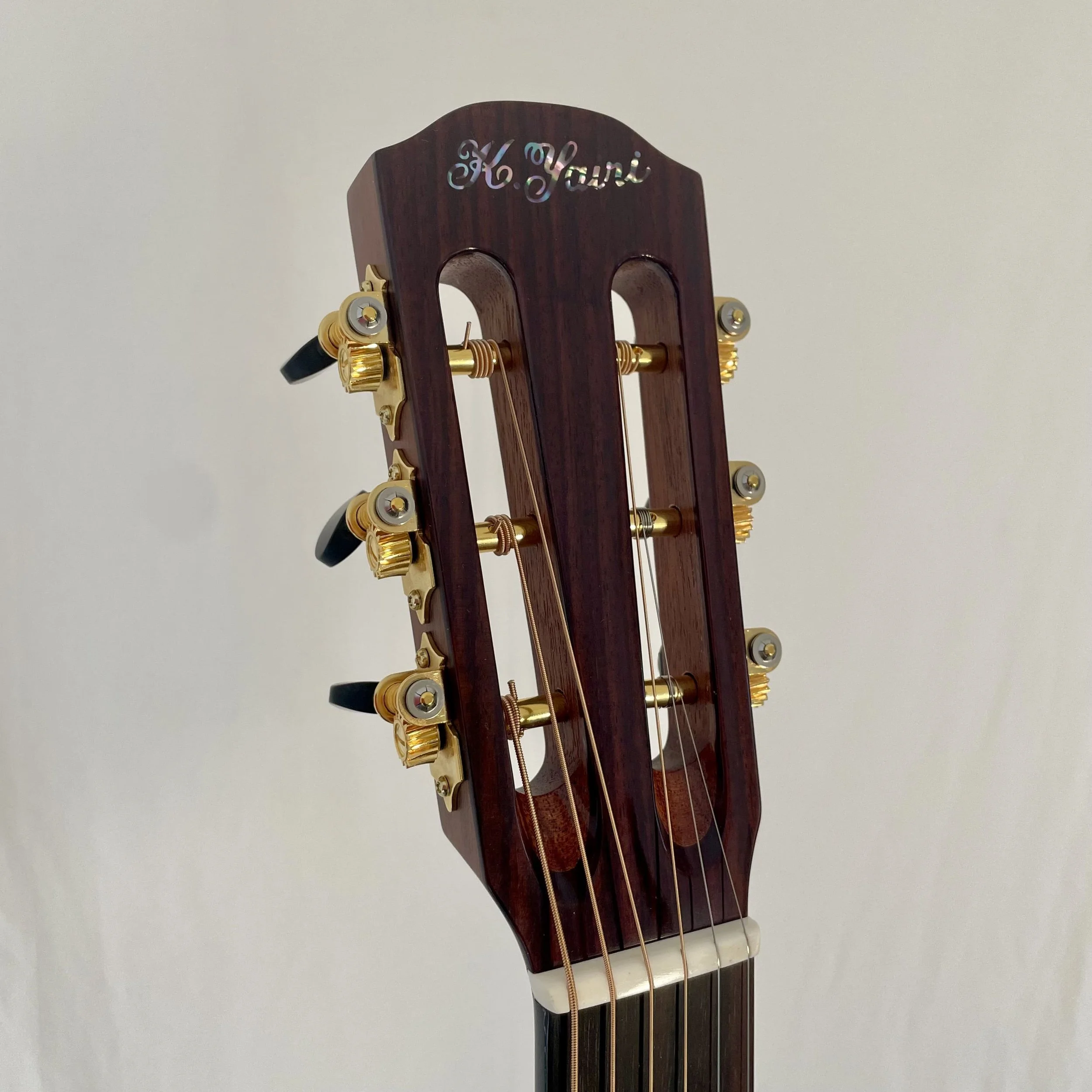K-YAIRI-GUITARS- NYM90V-SB-headtstock3.jpeg