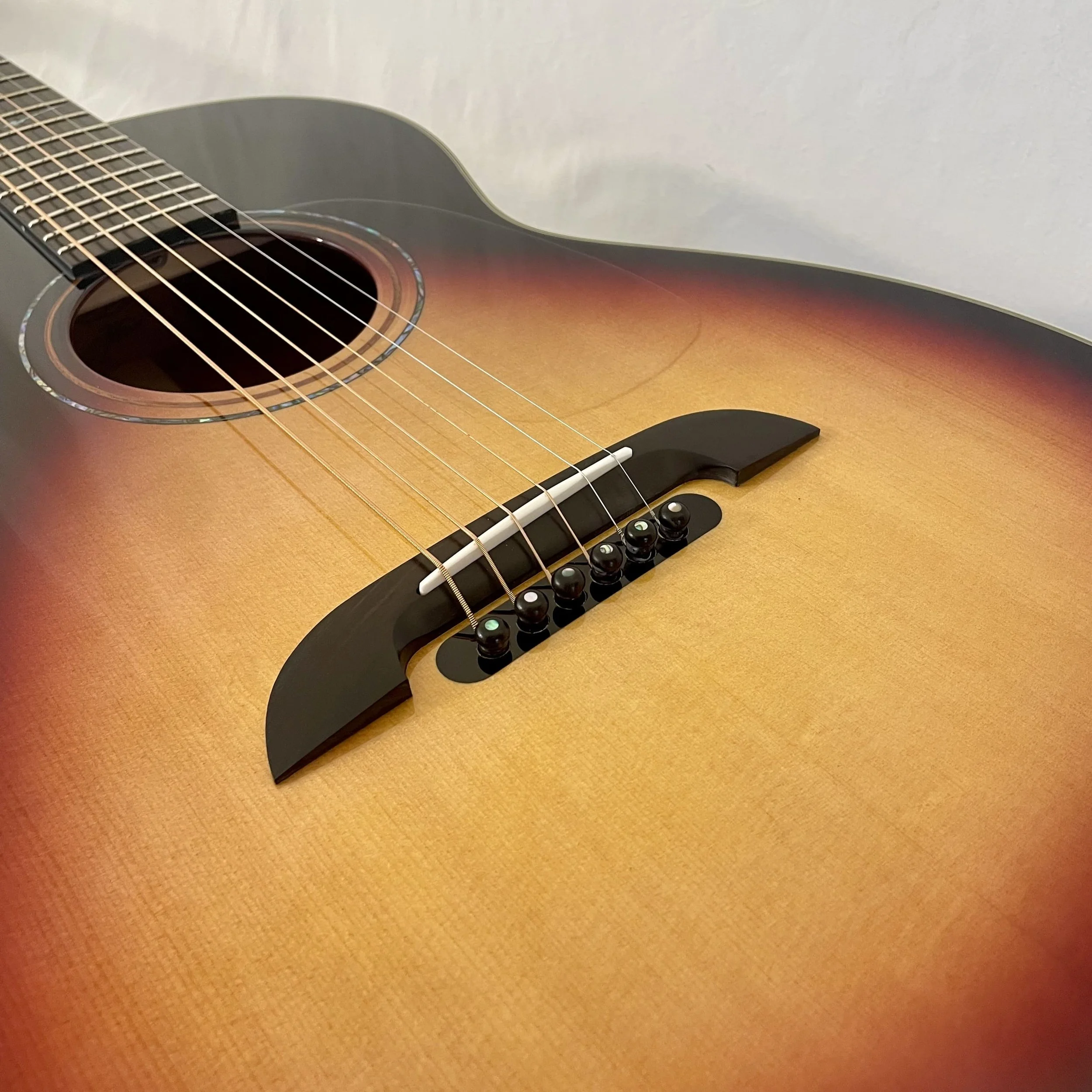 K-YAIRI-GUITARS- NYM90V-SB-bridge.jpeg
