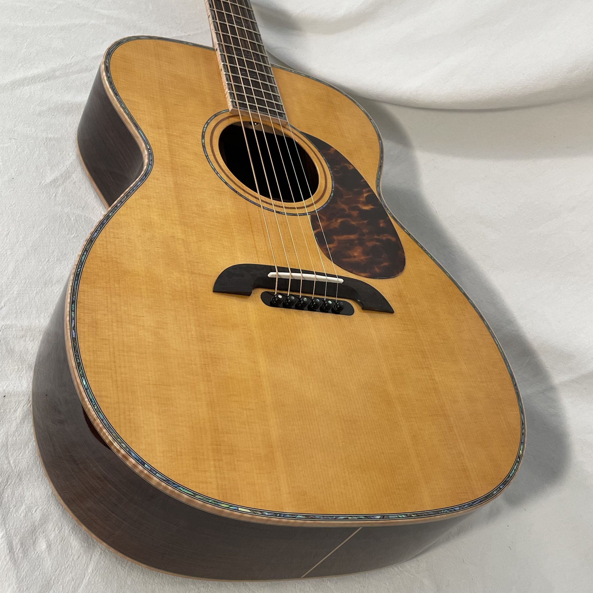 K-YAIRI-GUITARS-FYM500-full3
