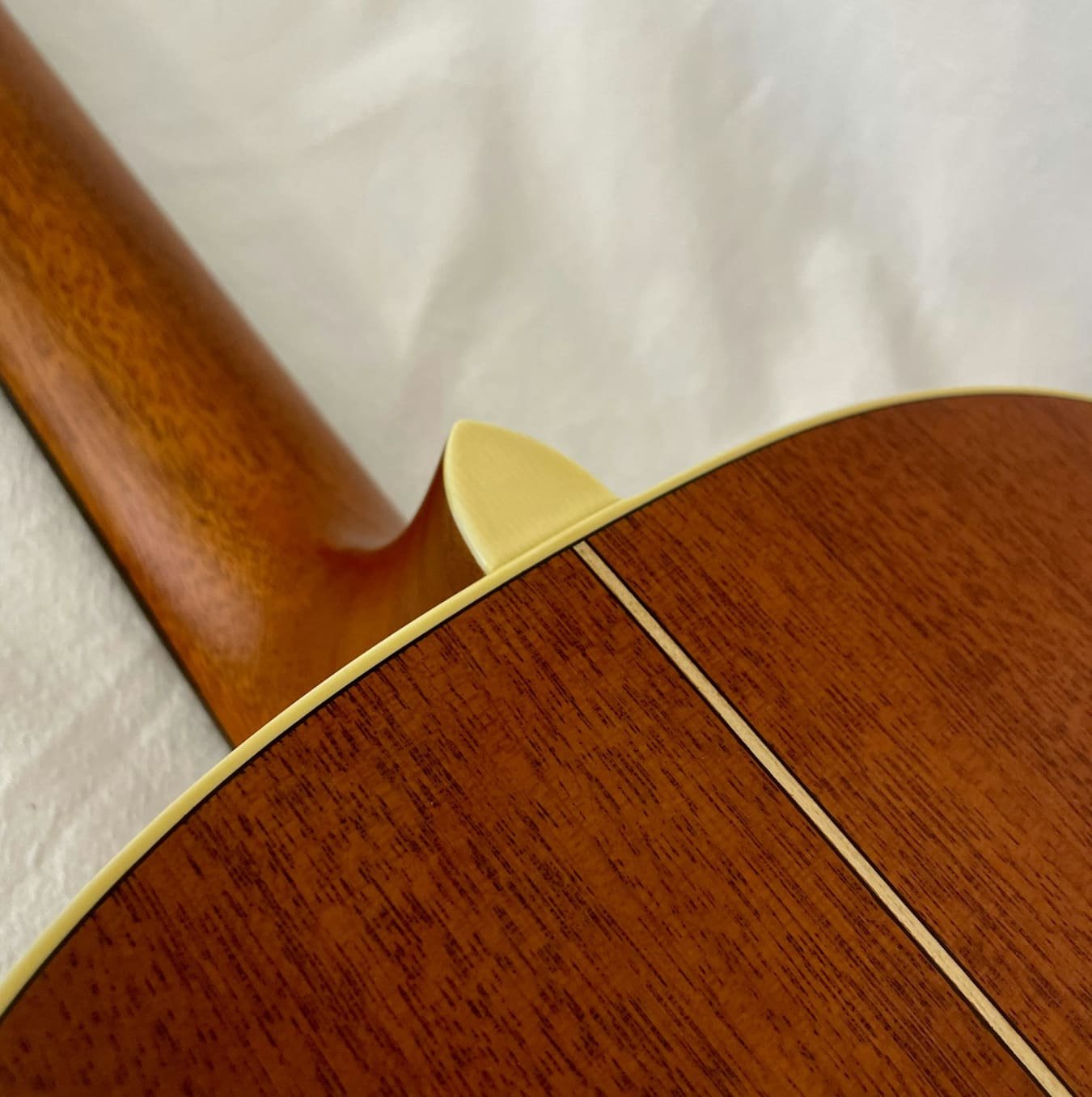 K-YAIRI-GUITAR-KY NYM90V-back2