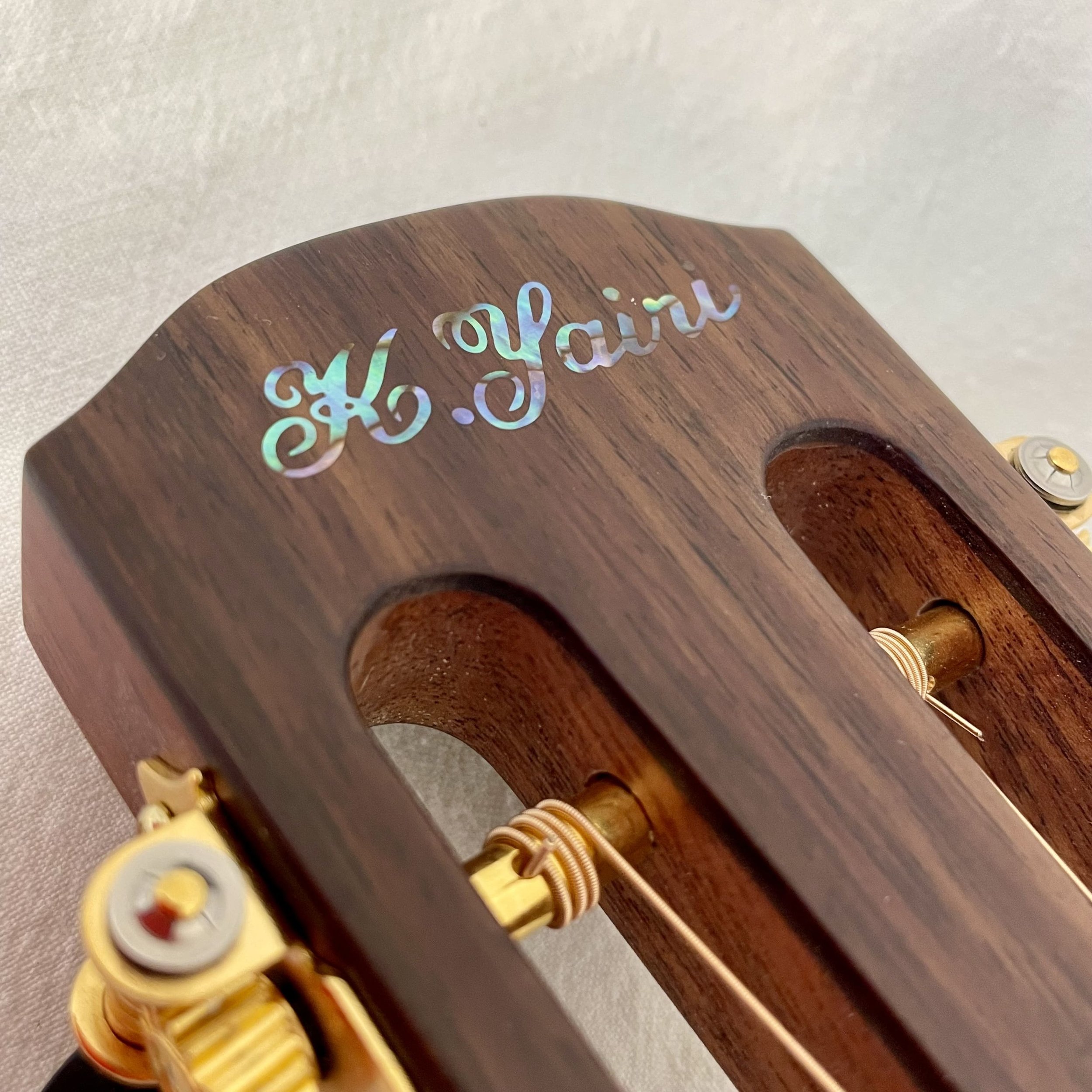 K-YAIRI-GUITARS-NYM90V-IND-DIST-headstock3