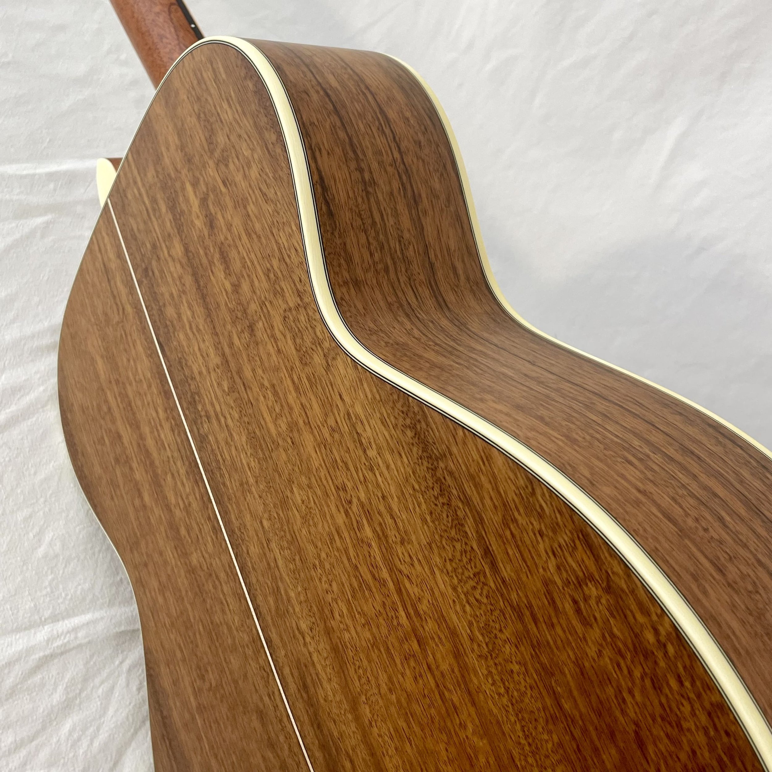 K-YAIRI-GUITAR-FYM94-OV-CDR-back3