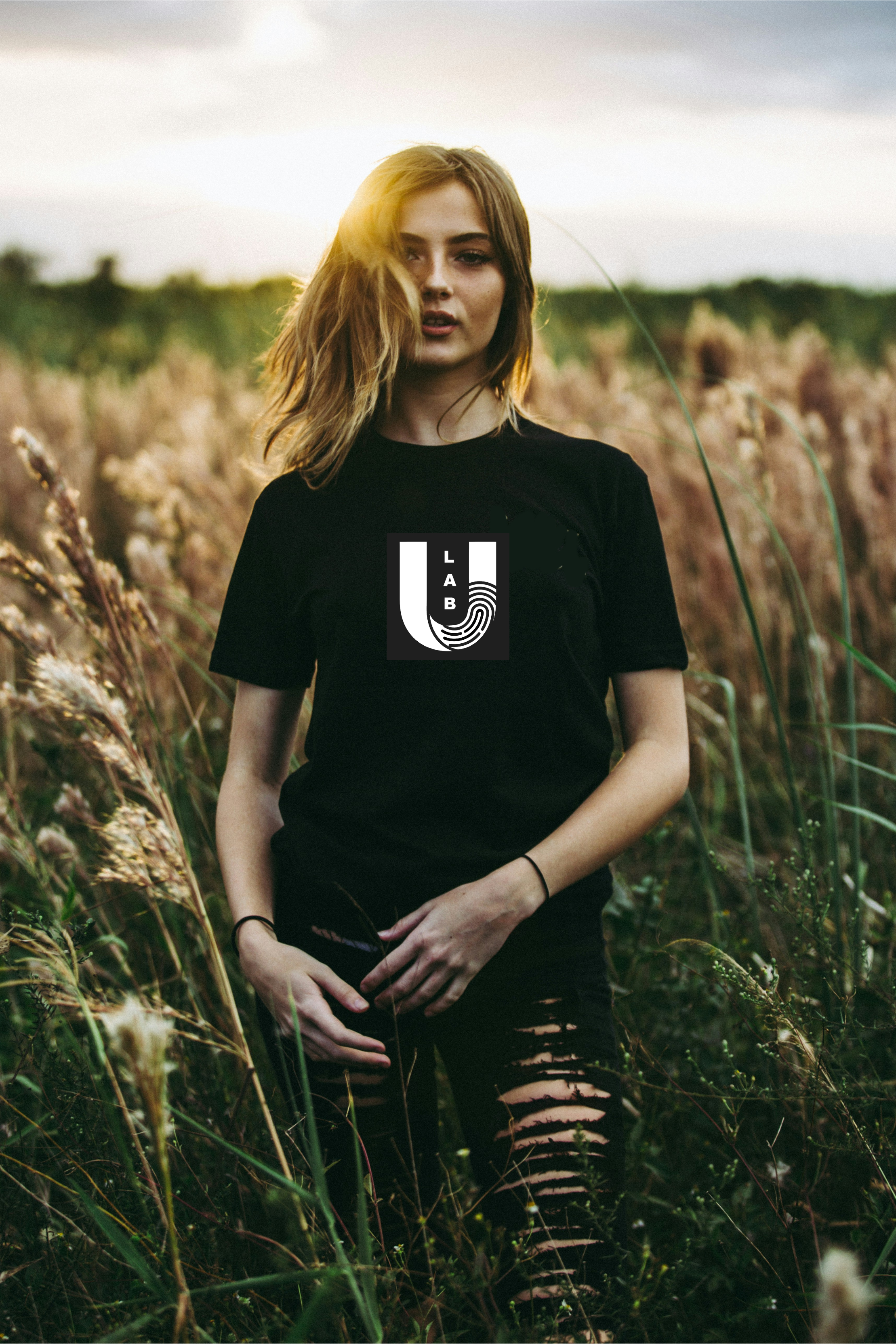 UTOPIAN LAB T-SHIRT
