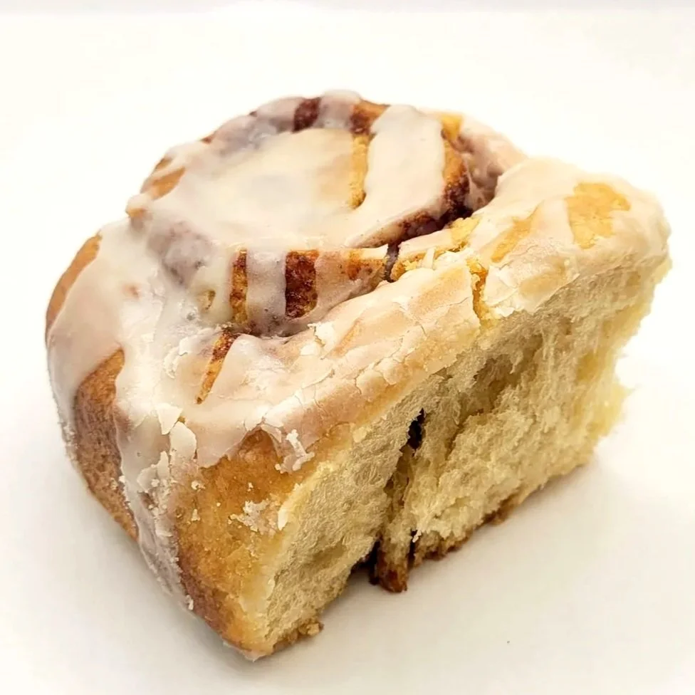 Cinnamon Rolls With Vanilla Glaze