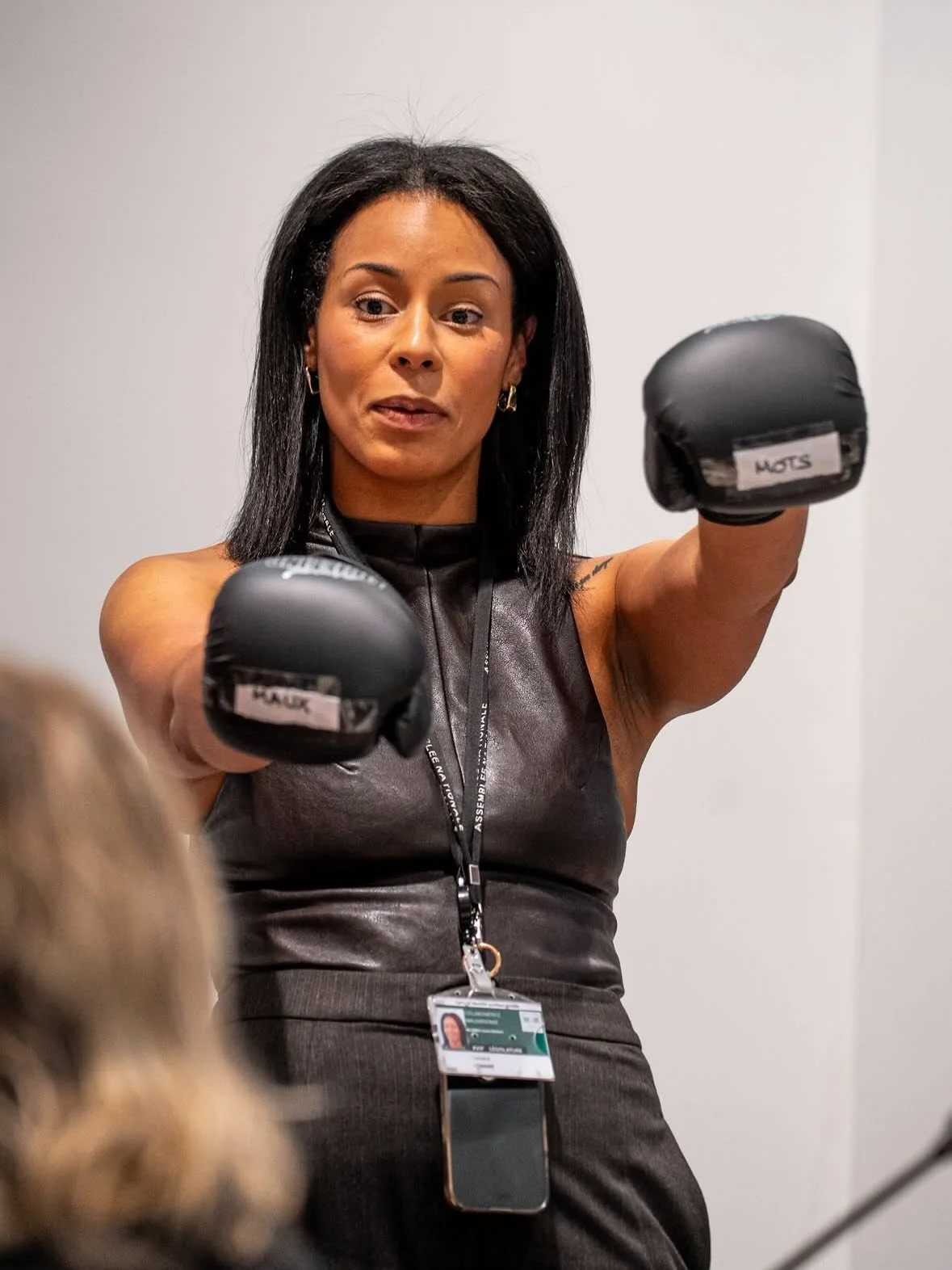 Le ring, cette fois, c&rsquo;&eacute;tait l&rsquo;Assembl&eacute;e nationale. 🏛️

J&rsquo;ai eu l&rsquo;honneur de mod&eacute;rer &ldquo;L&rsquo;Automne du financement&rdquo;, une grande premi&egrave;re d&eacute;di&eacute;e au MMA et aux sports de c