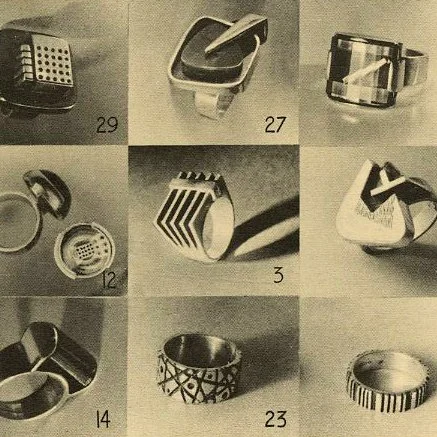 De Patta, Margaret: [DESIGNS CONTEMPORARY PRESENTS JEWELRY BY MARGARET DE PATTA. Oakland, CA: Designs Contemporary, 1949].
