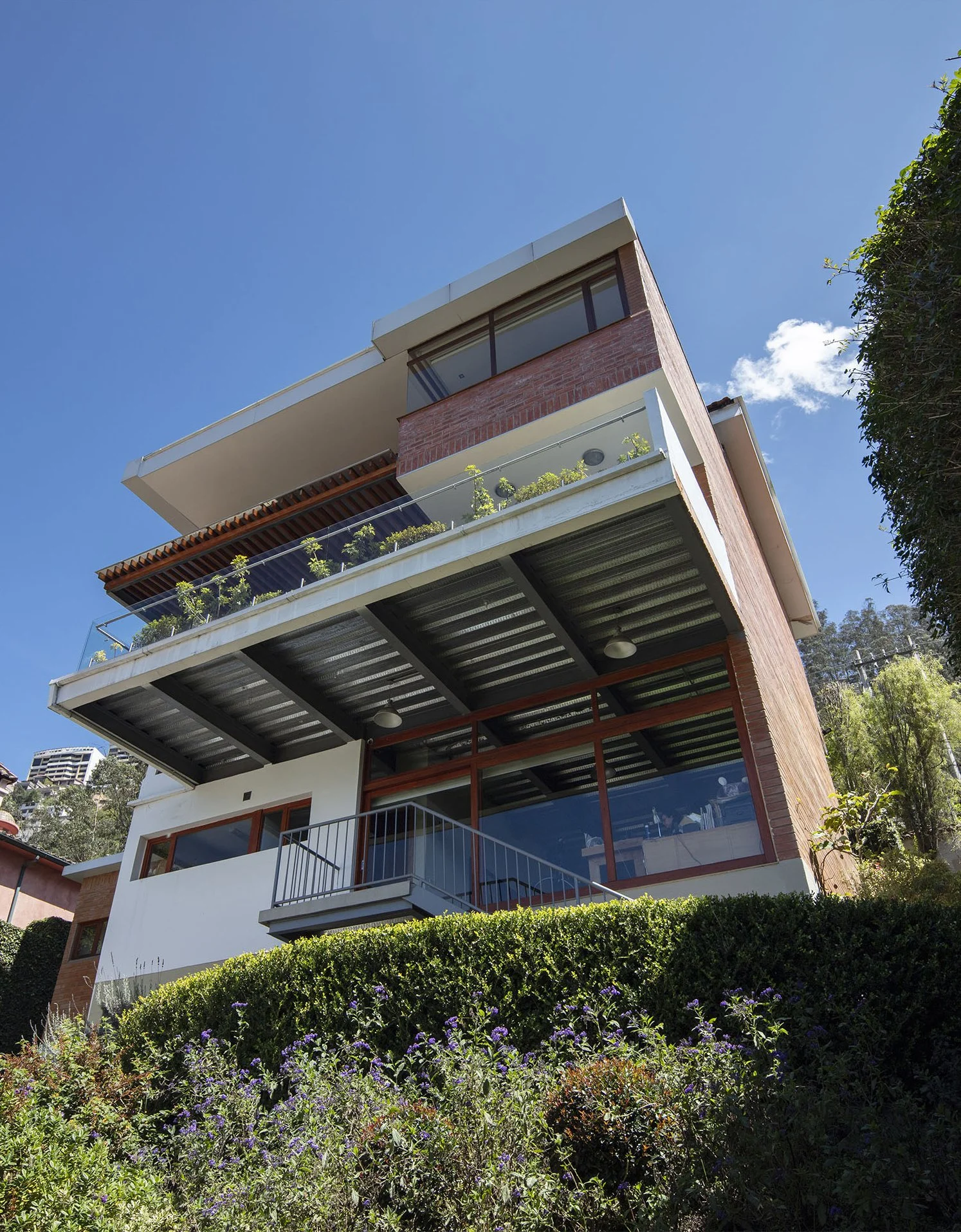 Fachada FA.jpg