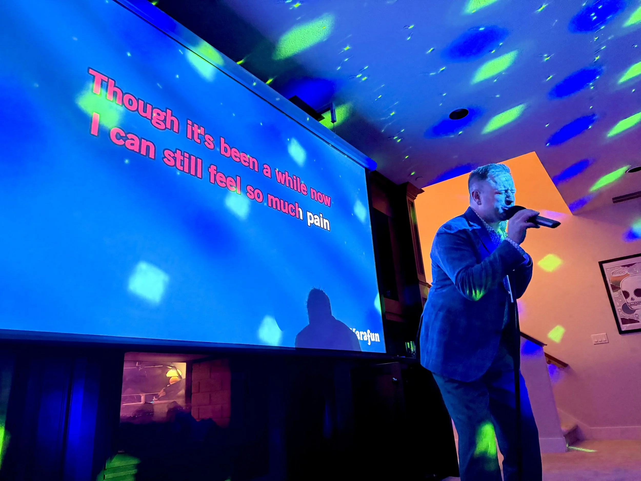 KARAOKE