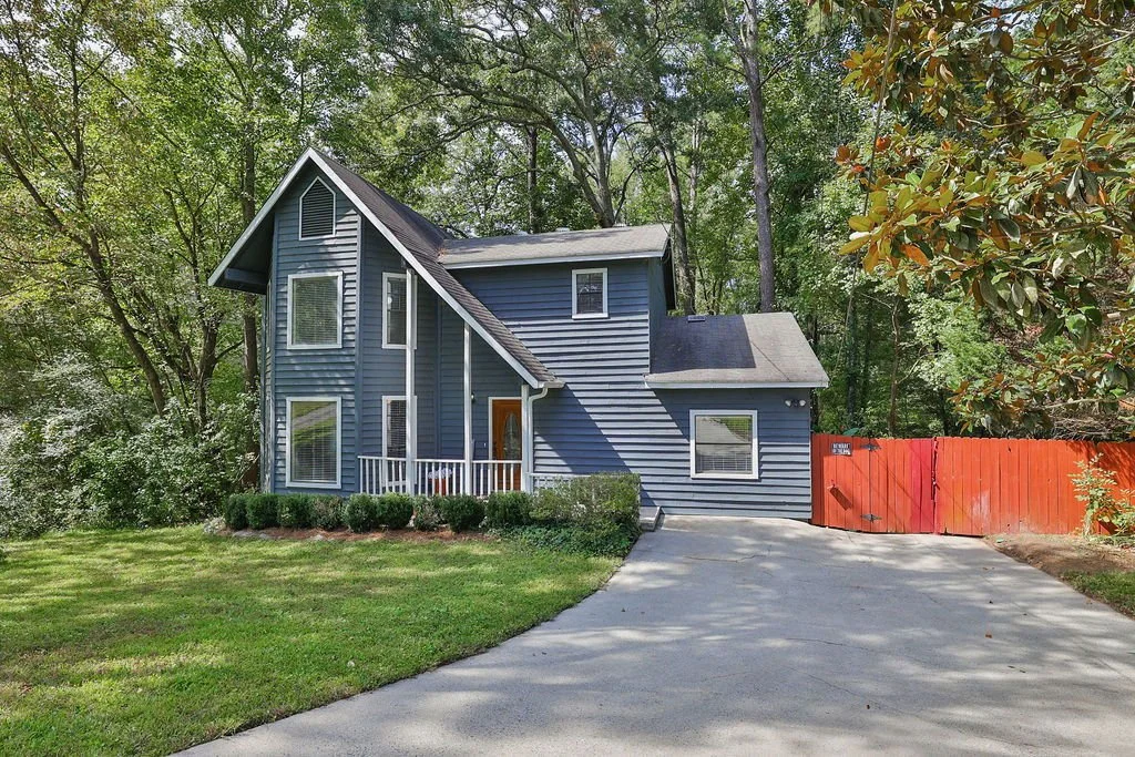 The goal was to create immediate visual impact and increase perceived value before entering the home.