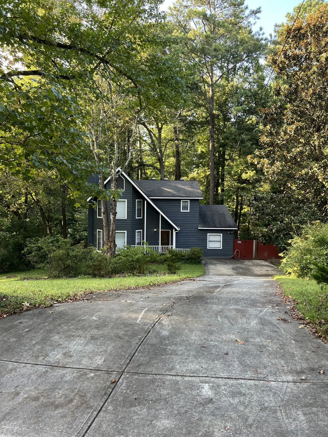Curb appeal was enhanced through light exterior adjustments and presentation-focused detailing to strengthen first impressions.