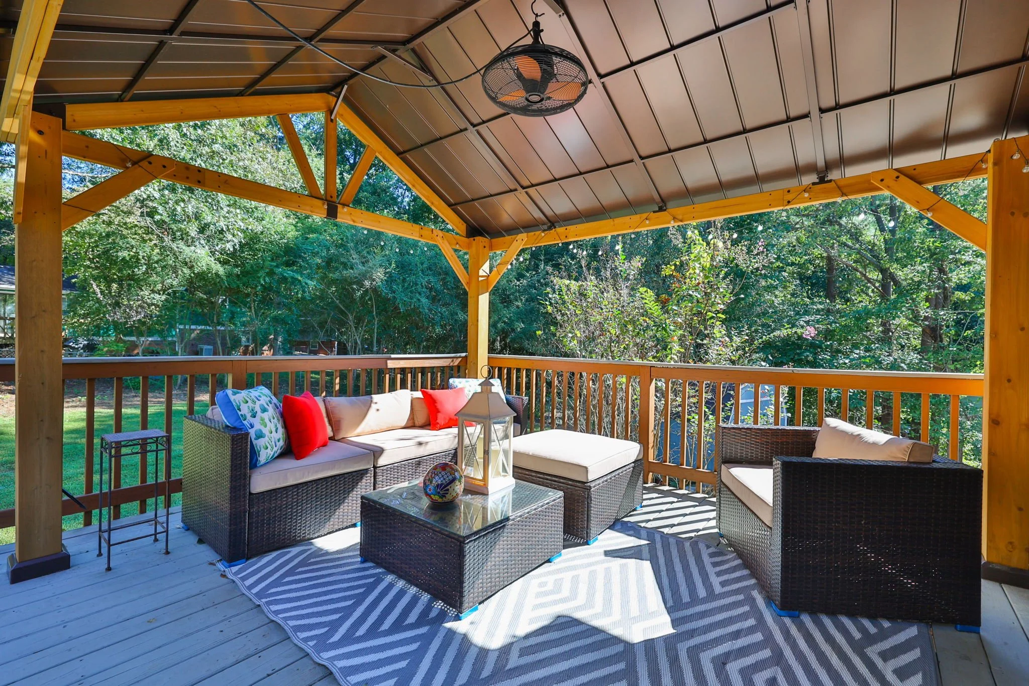 
Simplified styling elevated the home’s presentation and improved overall market appeal.