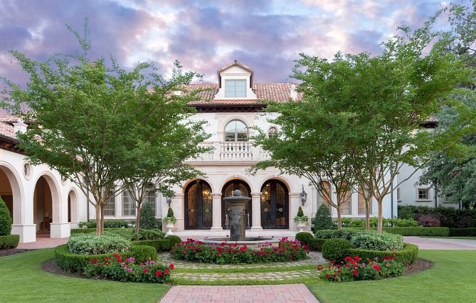 What Drives the Cost of a Custom Home in Dallas–Fort Worth