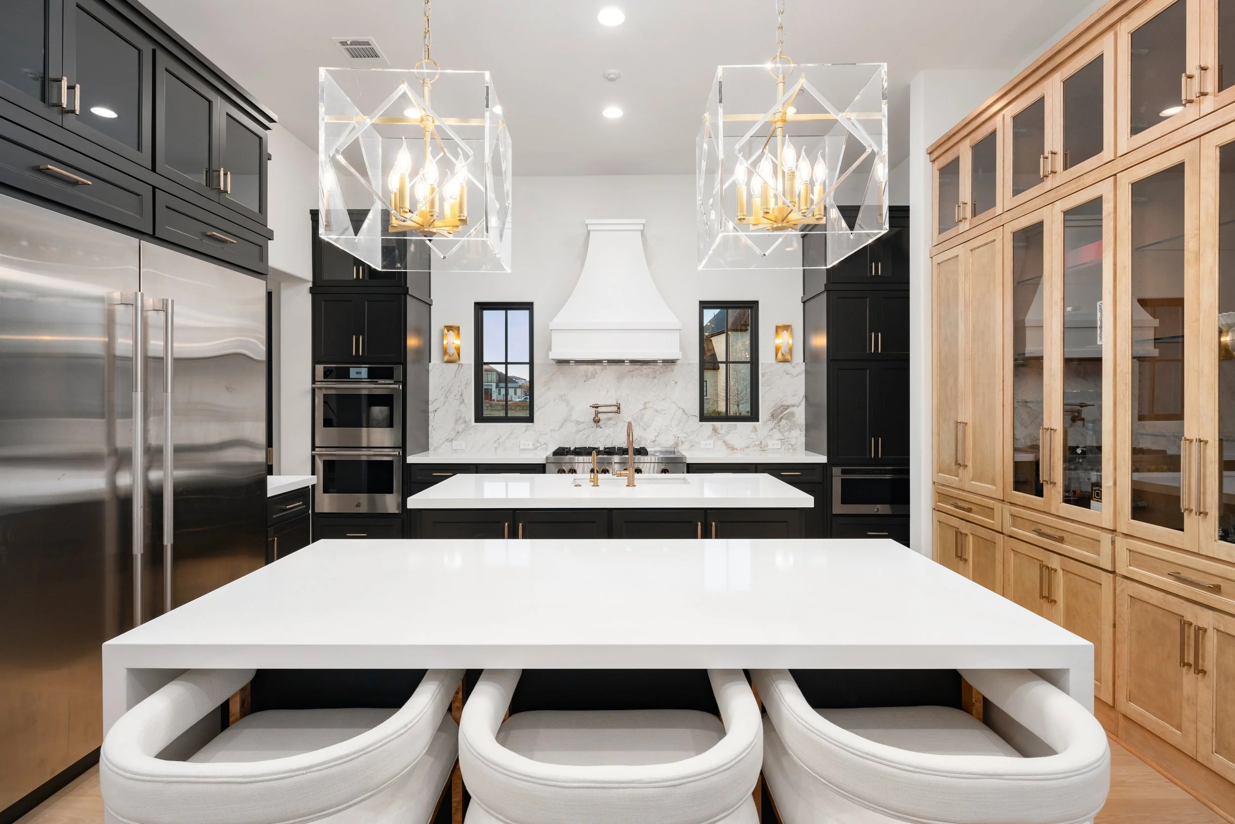 Kitchen with hutch 2 3388 Tuscan Oaks Dr Frisco TX 75034 - Exports-4 copy.jpeg