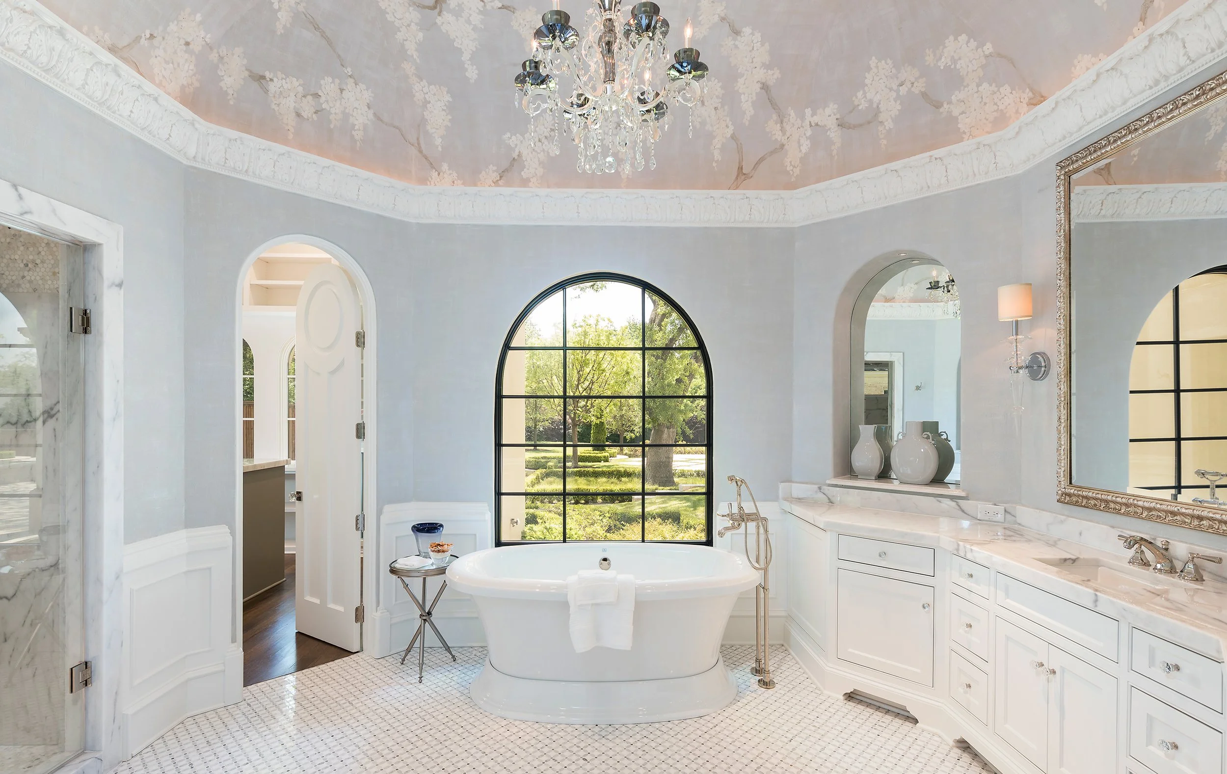 4926 Deloache Her MBth 3223H.jpg