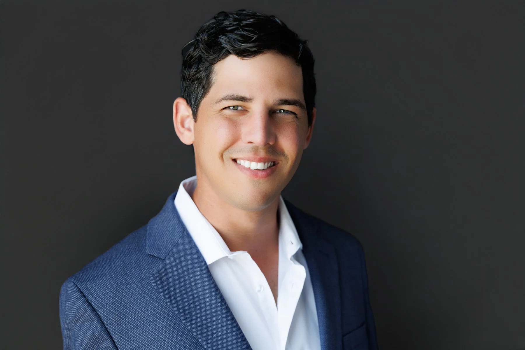 Dyllon Gotting Headshot for Bella Custom Homes in Dallas, Texas