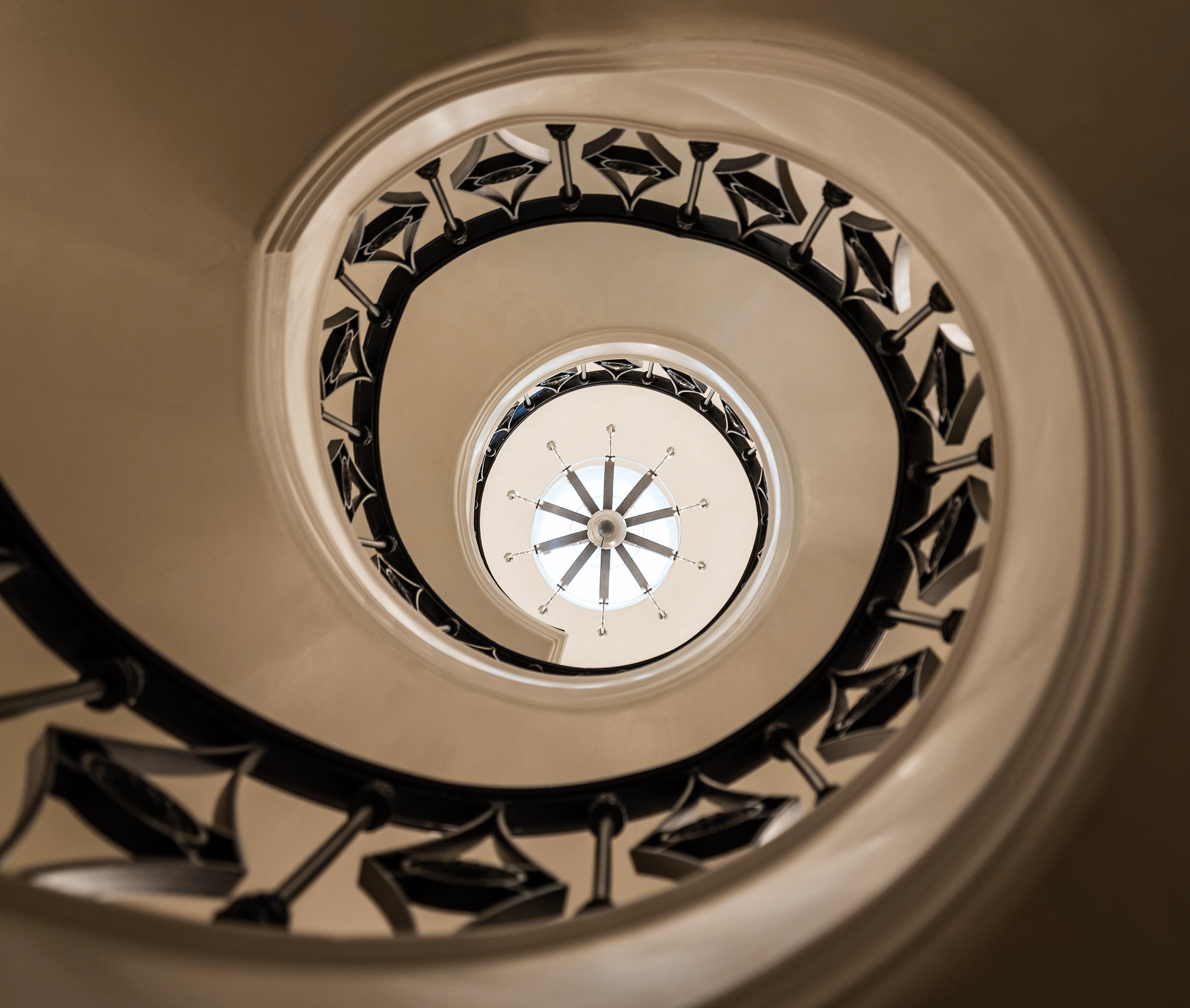 4926 Deloache 3 story Spiral Stairs 3512H.jpg
