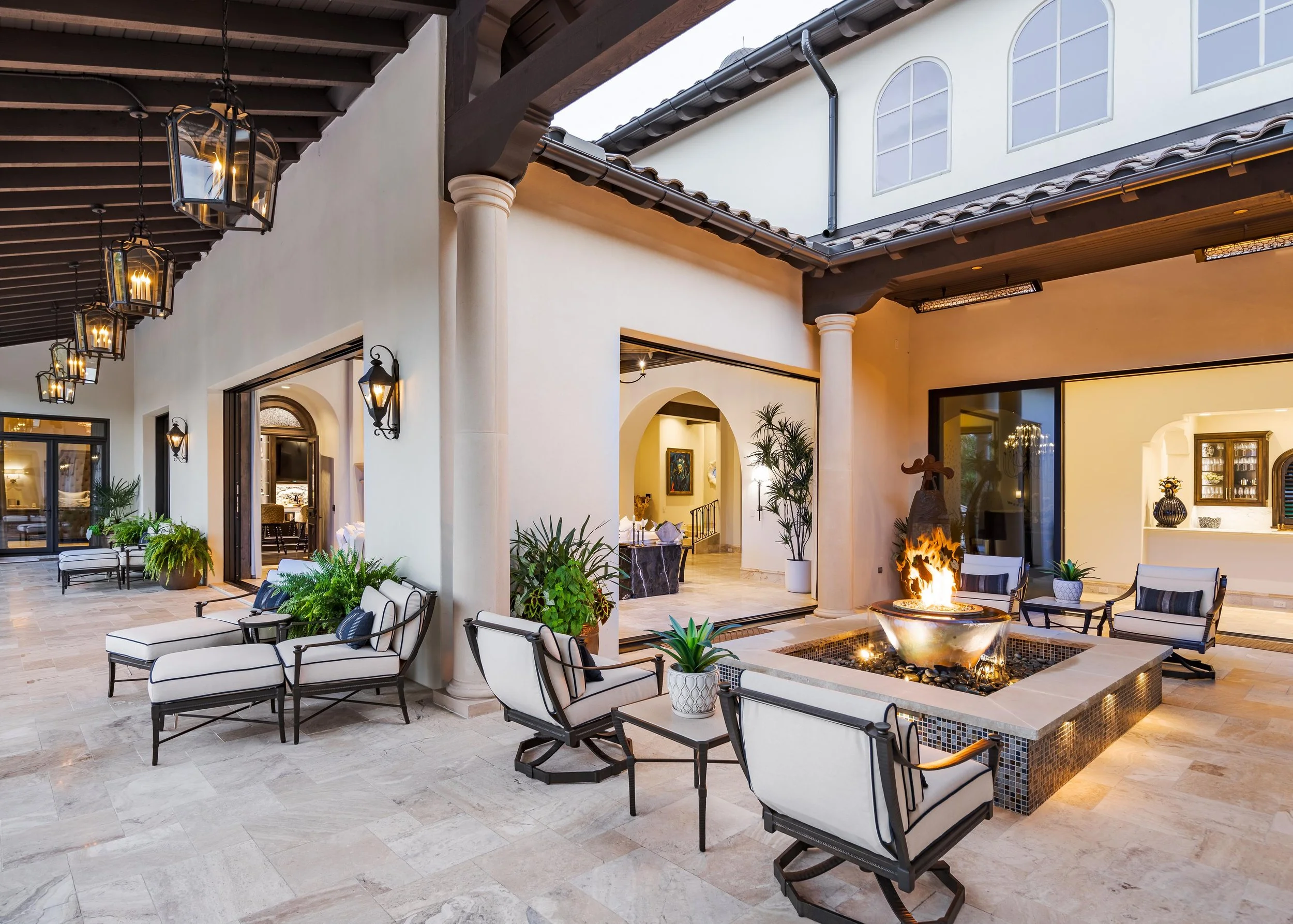 Veranda and fire pit.jpg