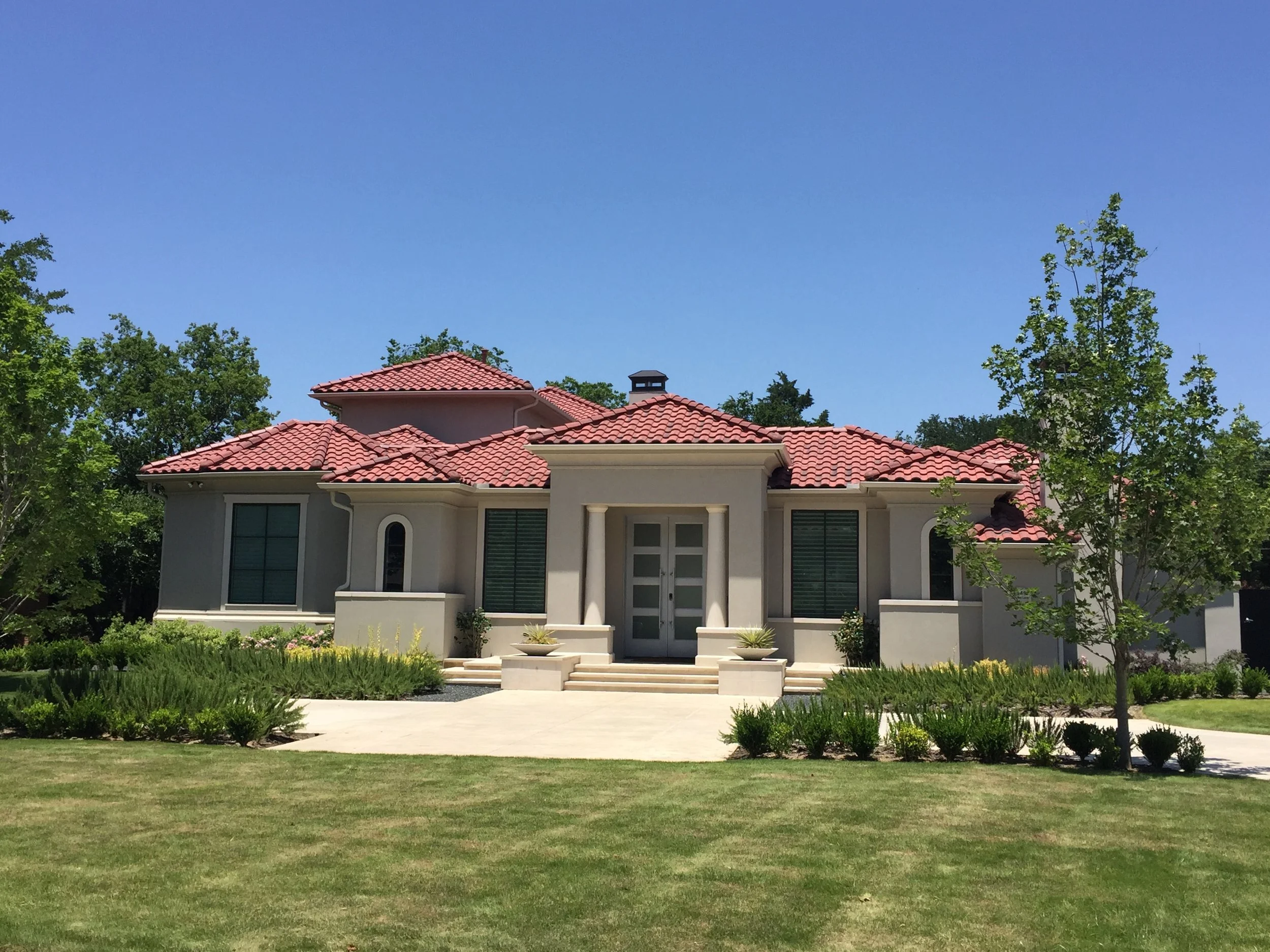 Bella_Crooked_lane_exterior.jpg