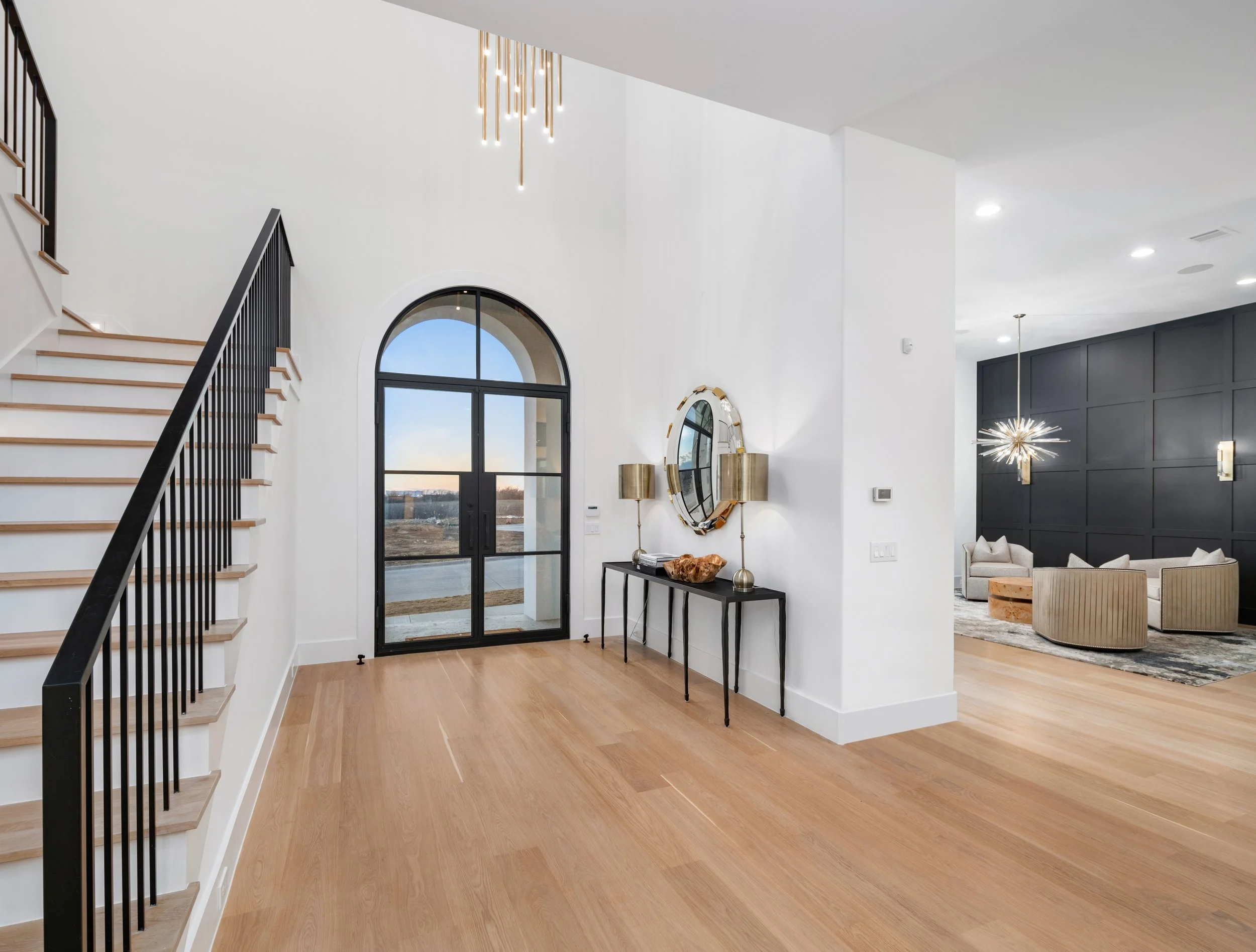 Furnished Entry.jpg